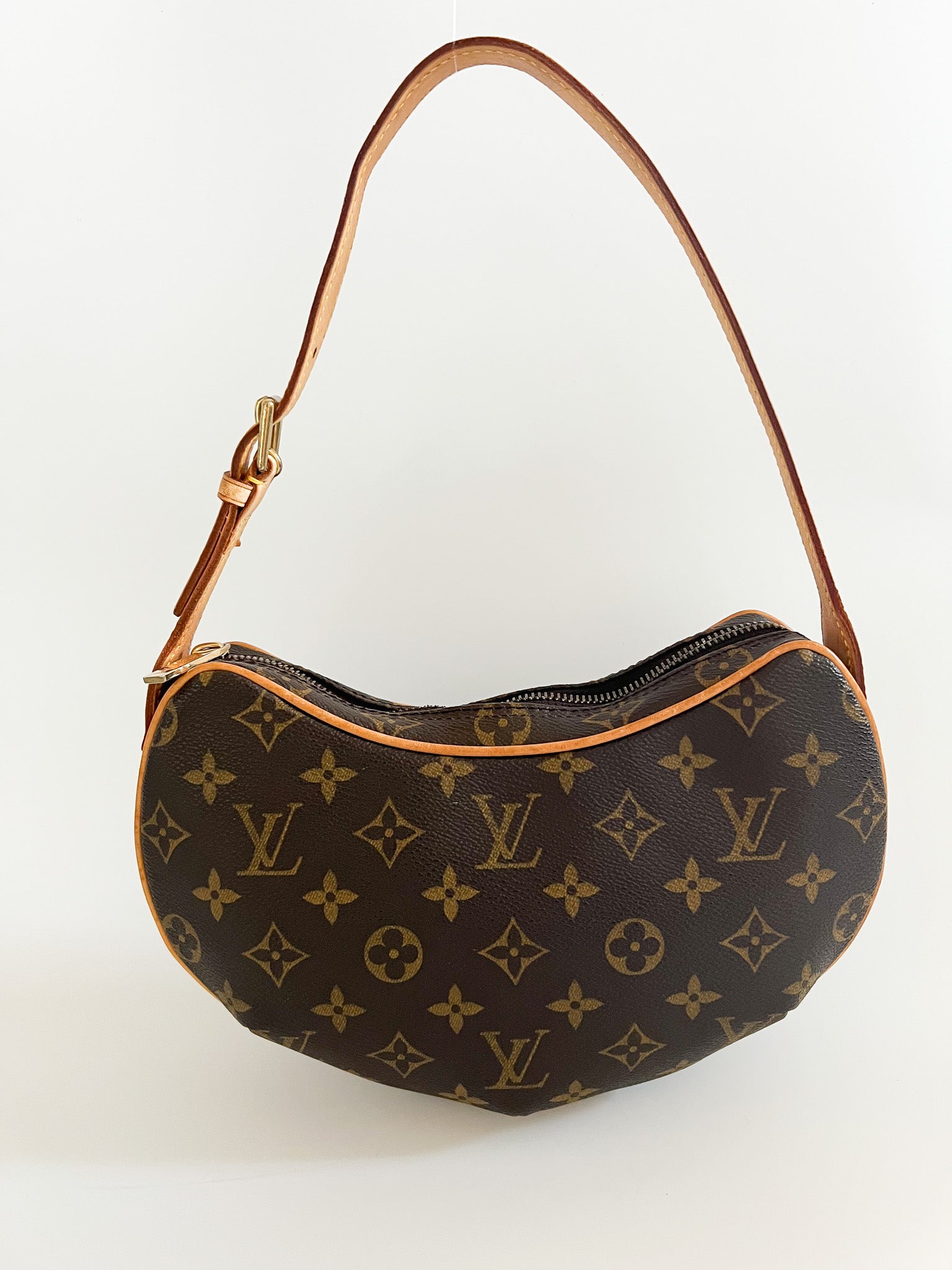 Monogram Croissant PM M51510 serial AS0026