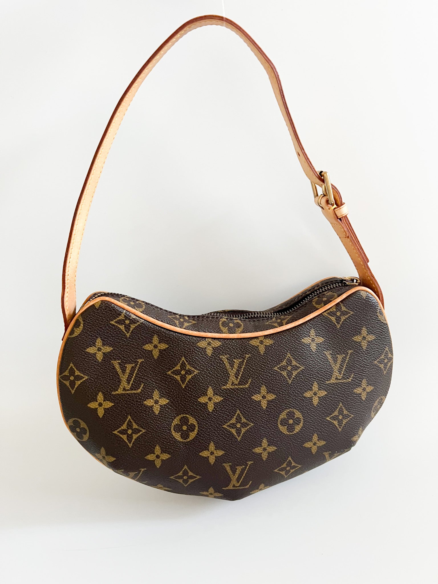 Monogram Croissant PM M51510 serial AS0026