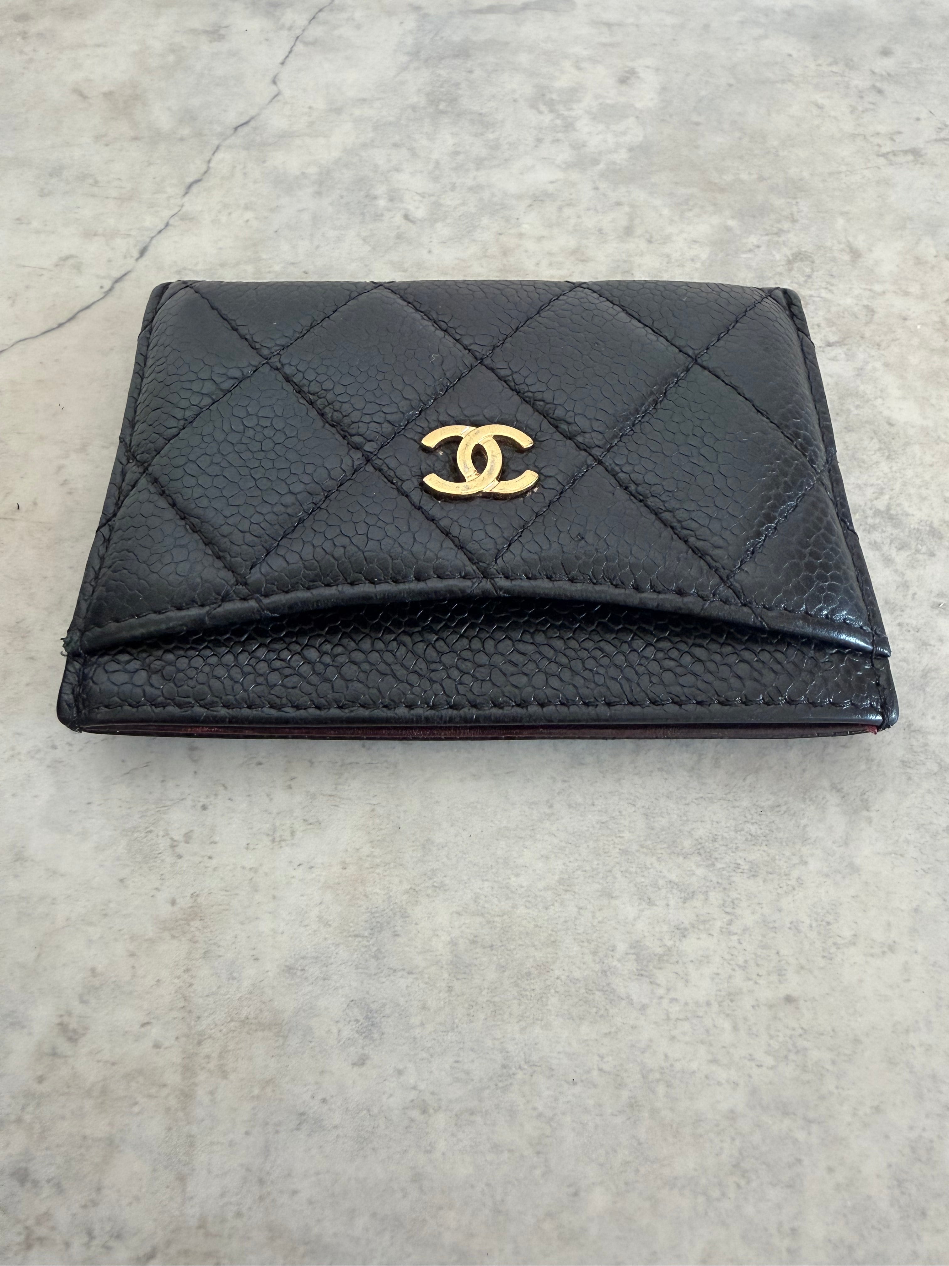 Classic Quilted Caviar Leather Card Holder Black Gold CC