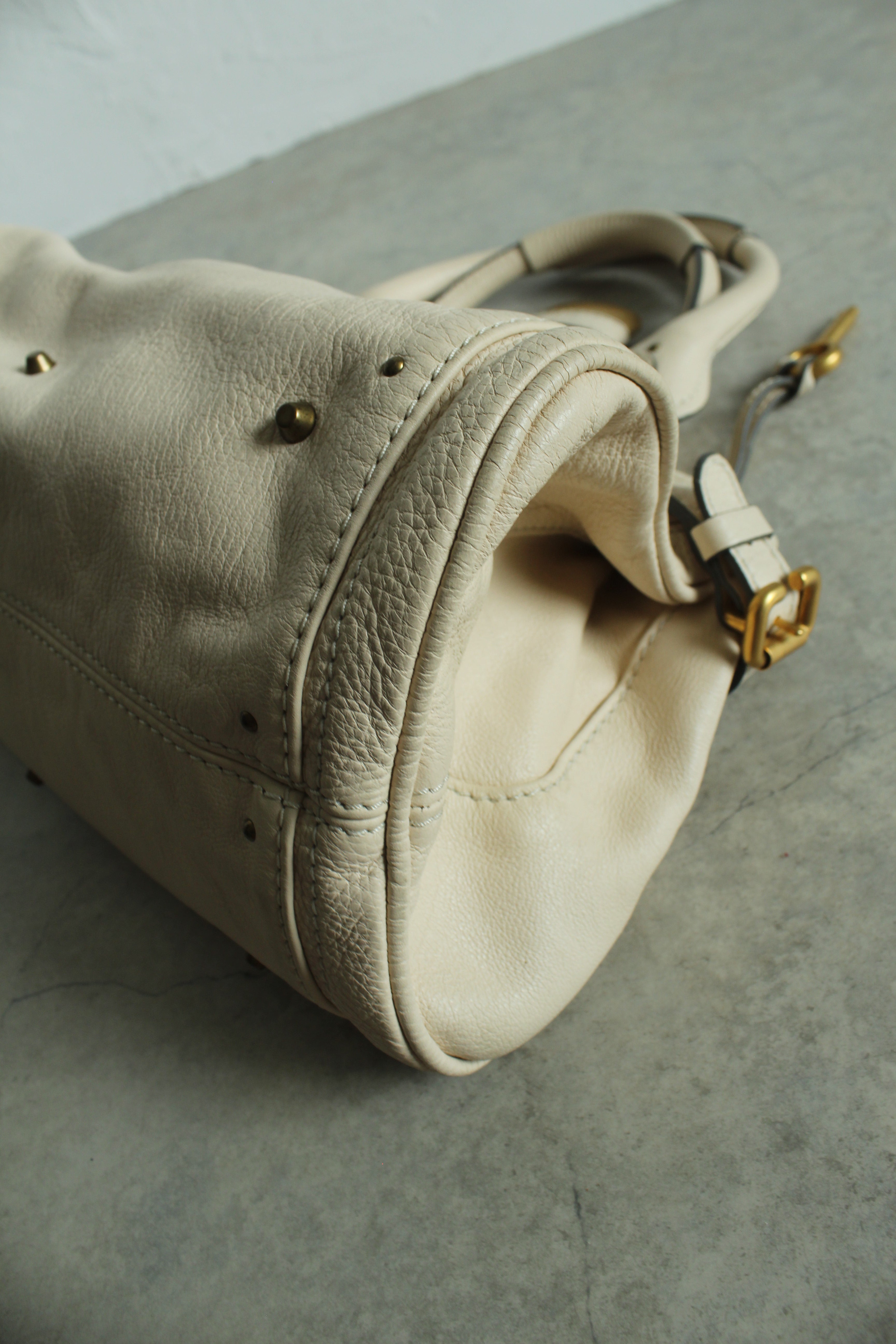 Paddington Bag Beige white