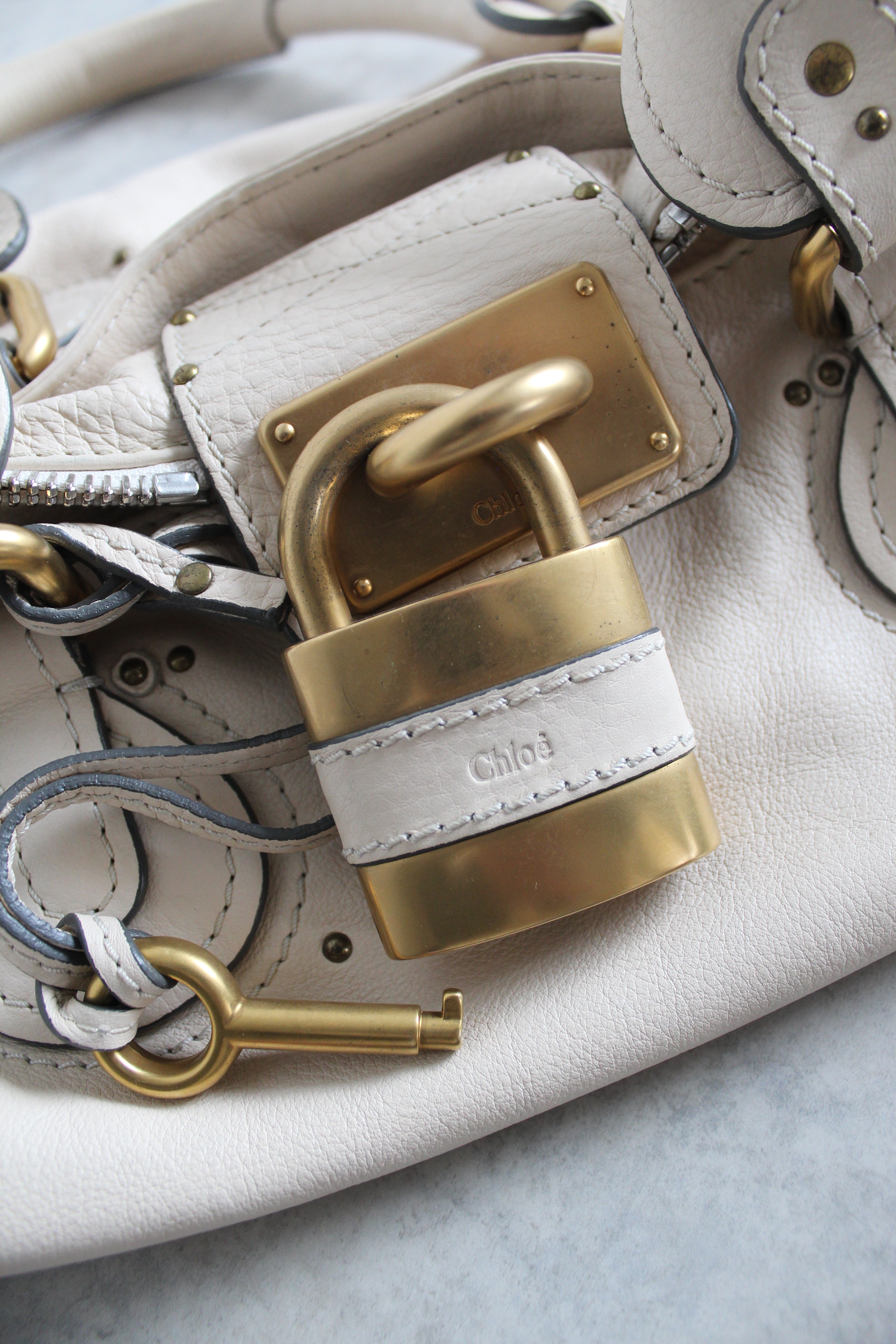 Paddington Bag Beige white