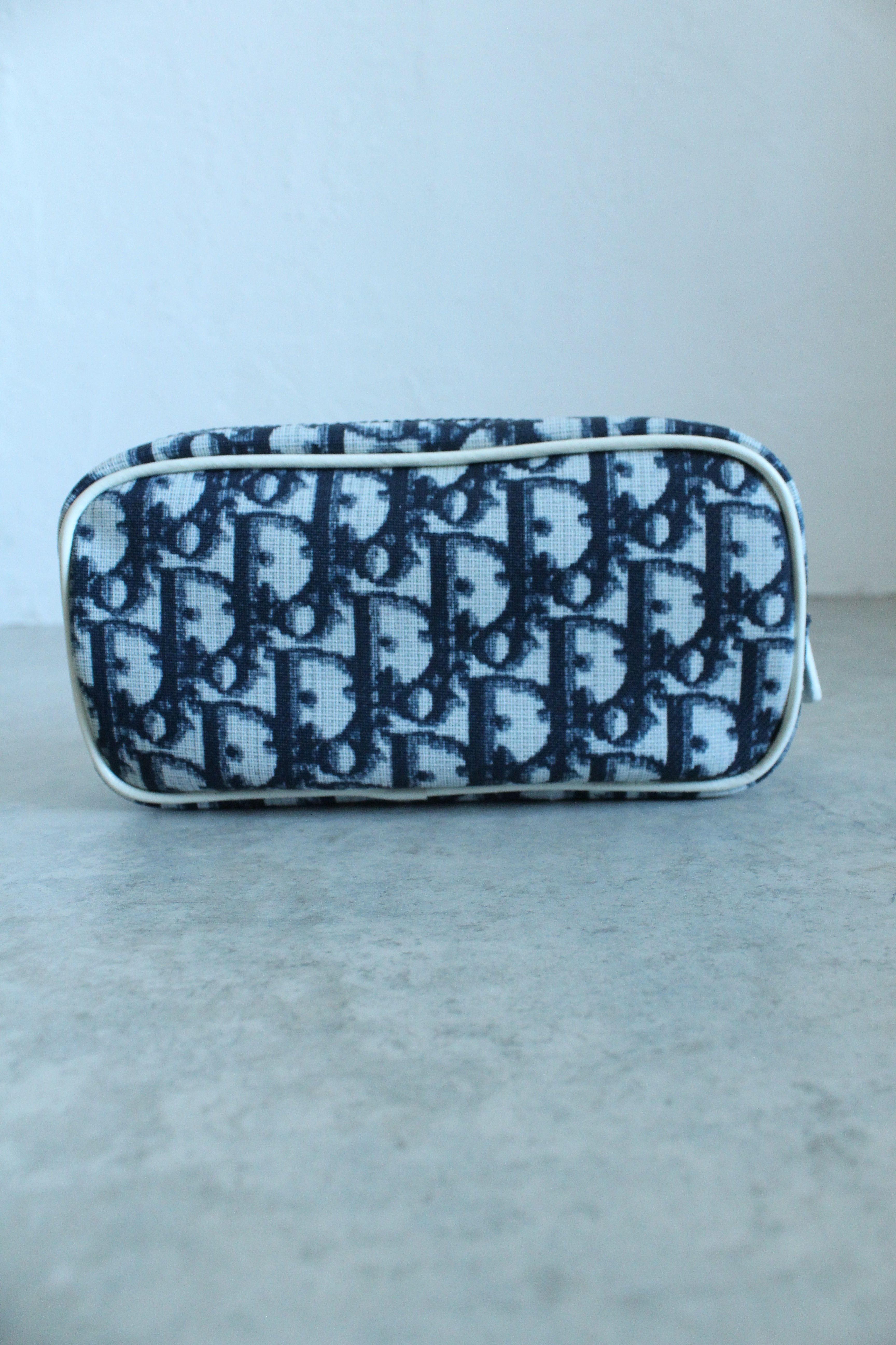 Trotter Mini Pouch (No.1 Motif)
