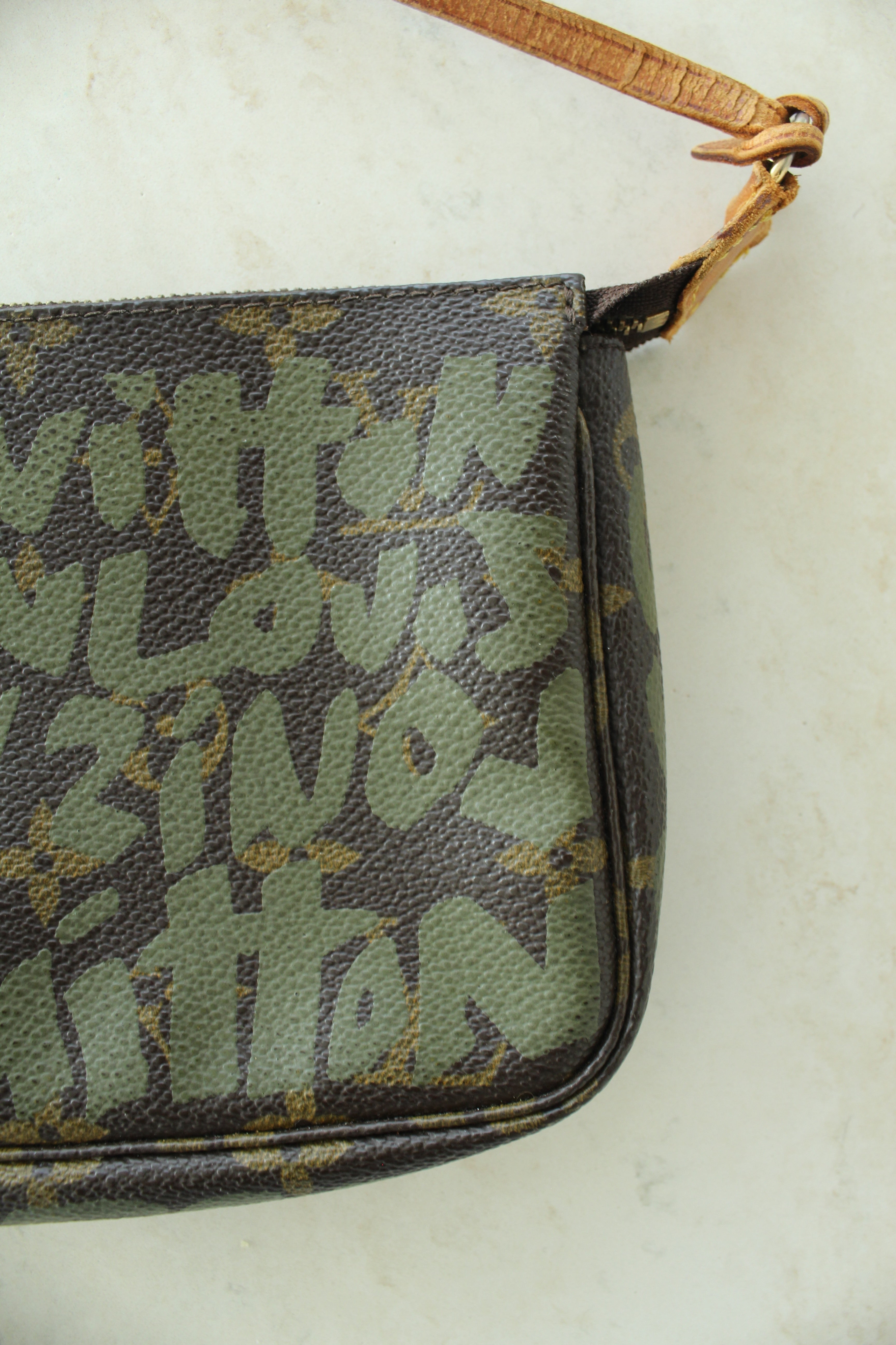 Graffiti Pochette Accessoires by Stephen Sprouse