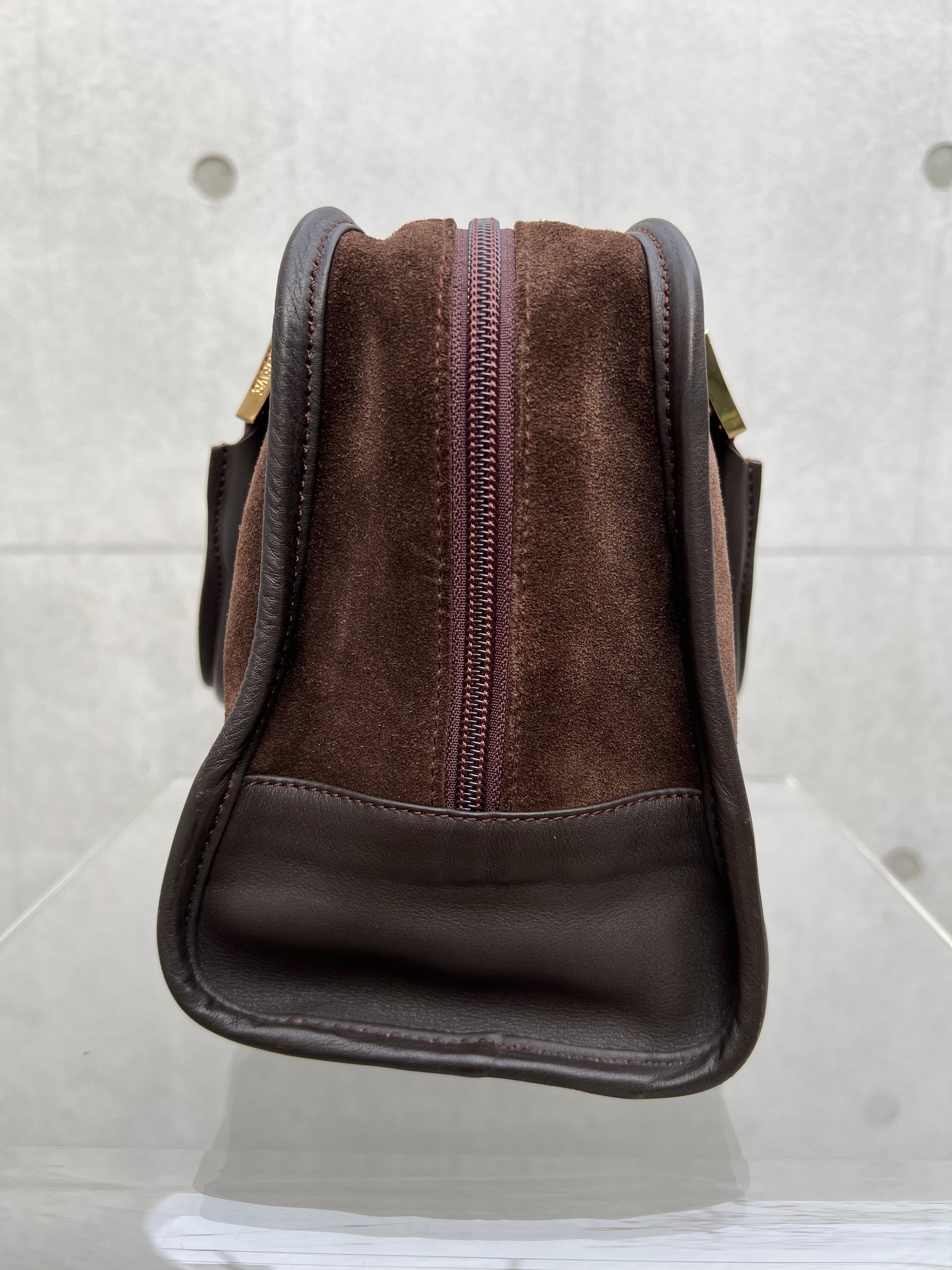 Amazona 28 Dark Brown Suede