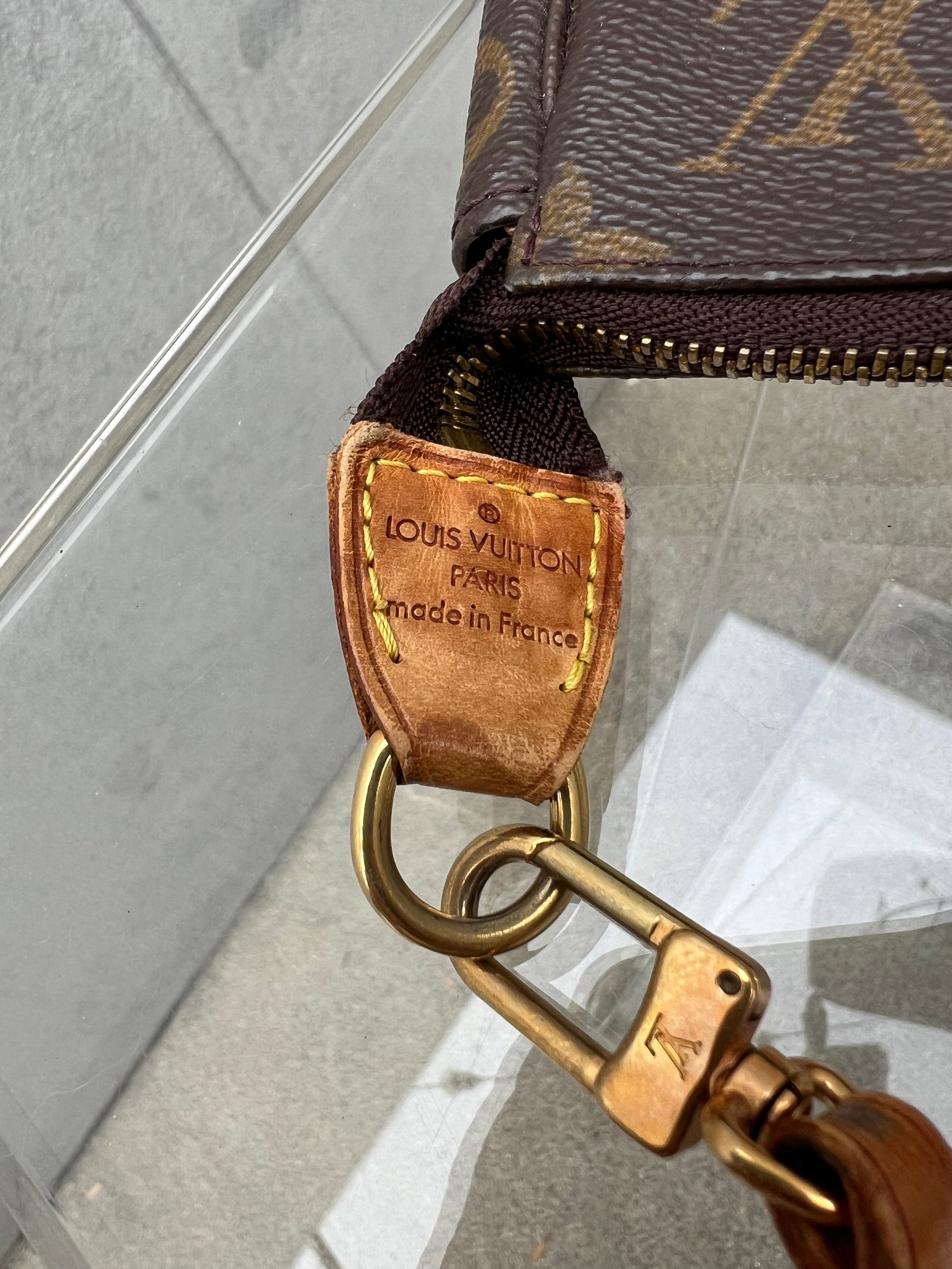 Monogram Pochette Accessoires
