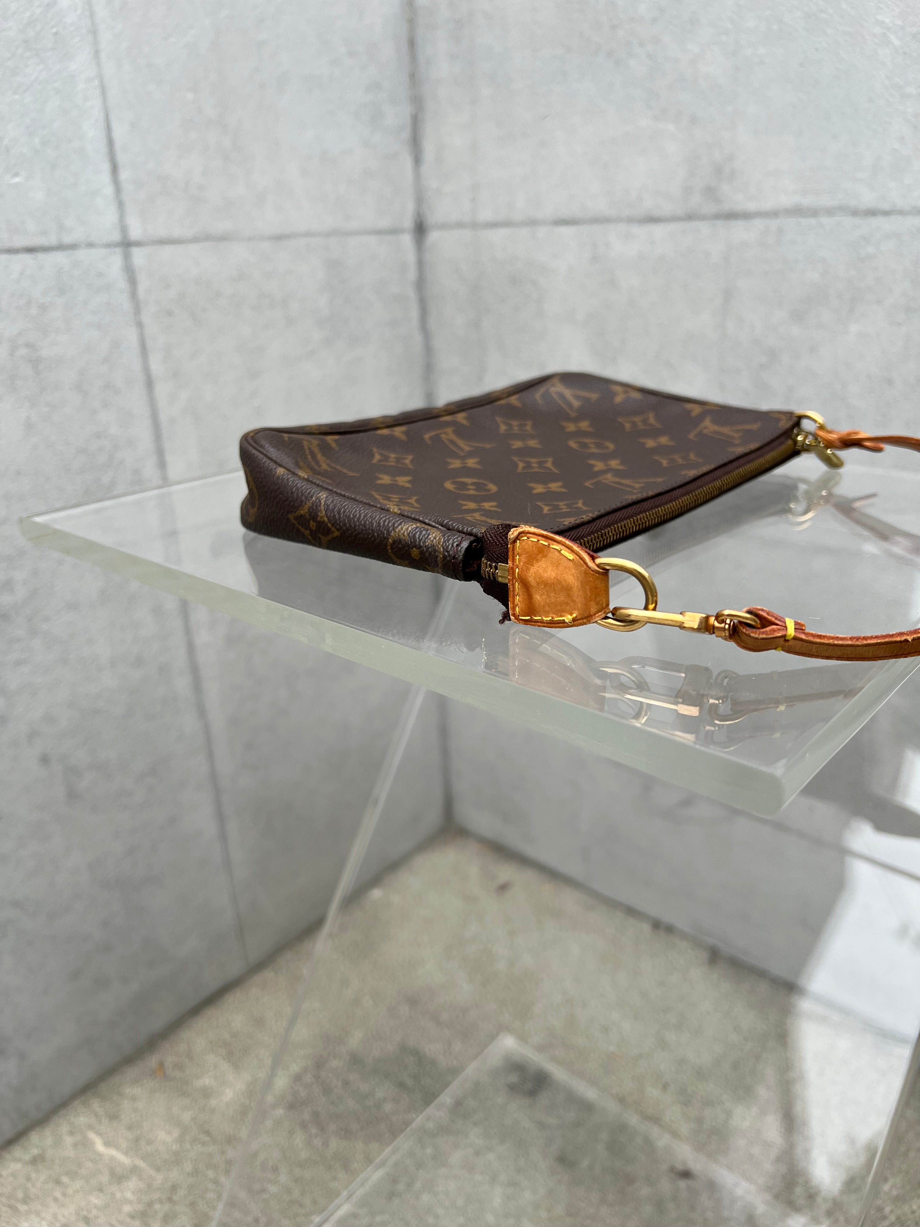 Monogram Pochette Accessoires