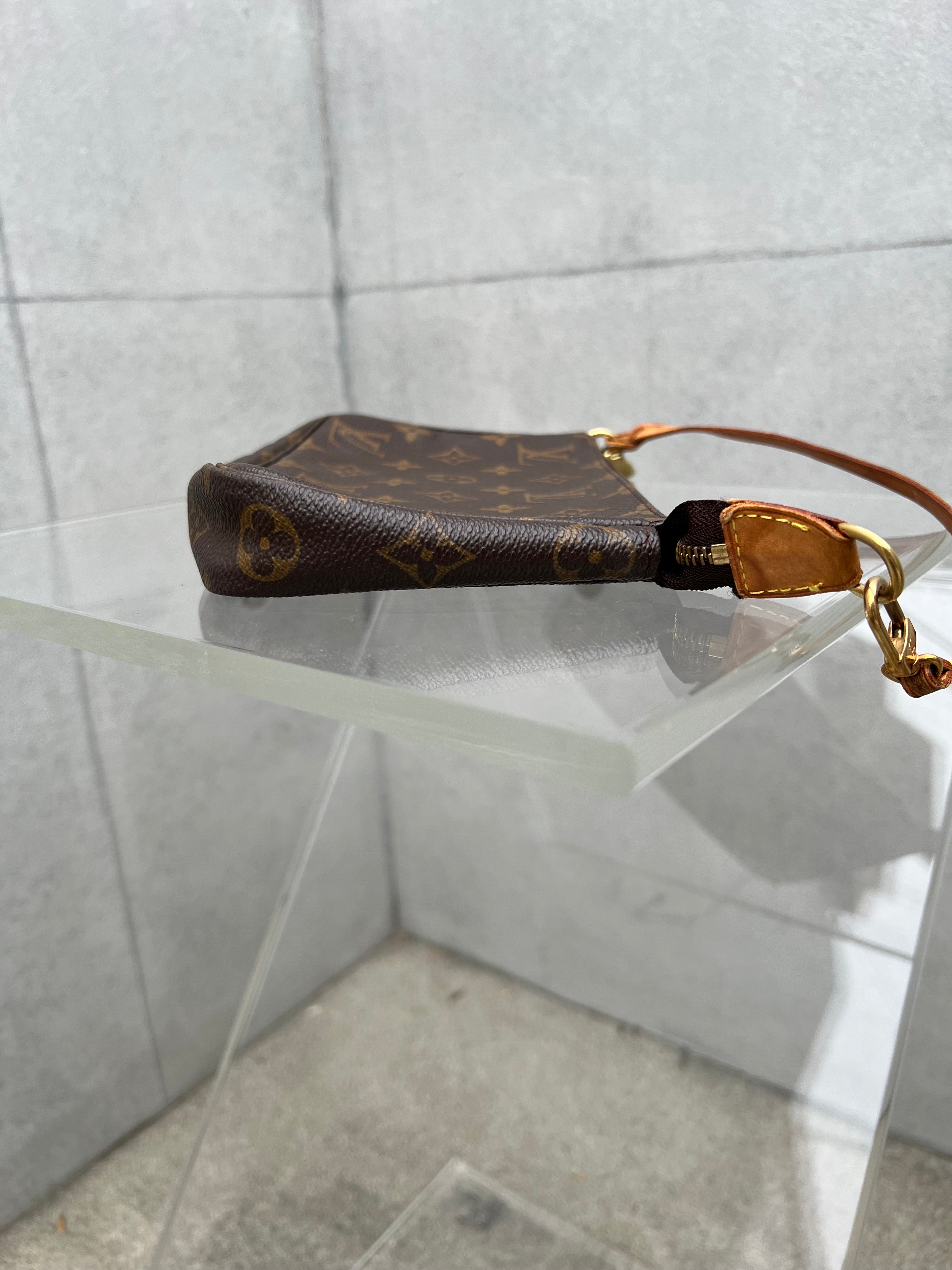 Monogram Pochette Accessoires