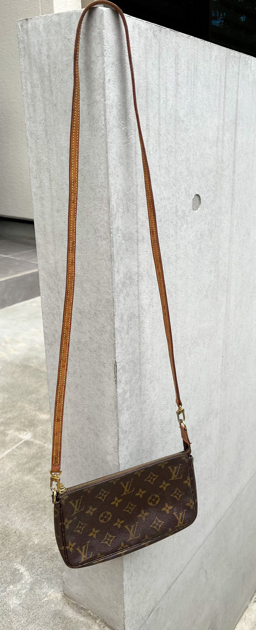 Monogram Pochette Accessoires with 2 Straps(Crossbody/Shoulder)
