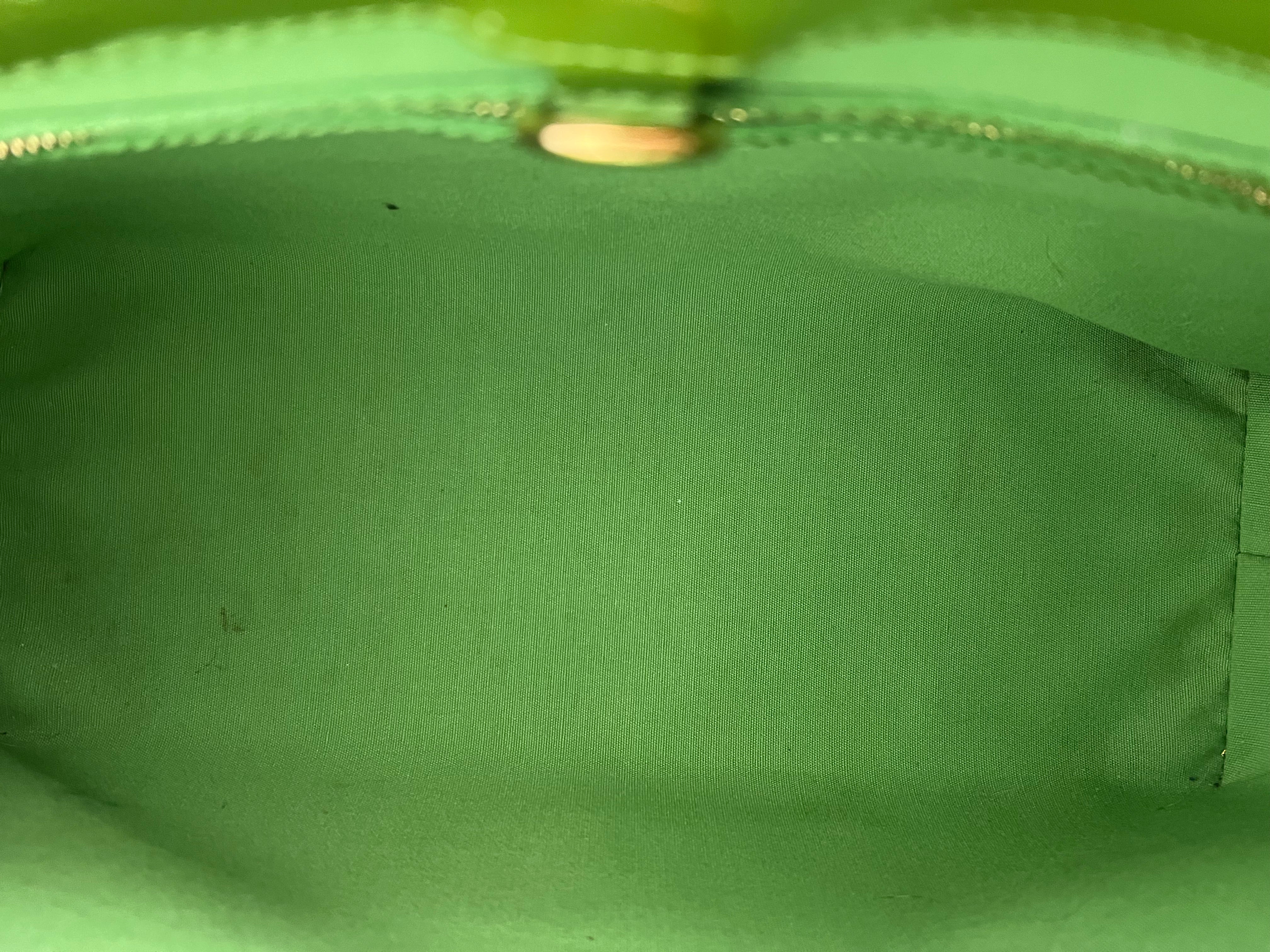Monogram Vernis Pistachio Green Wilshire Tote Handbag