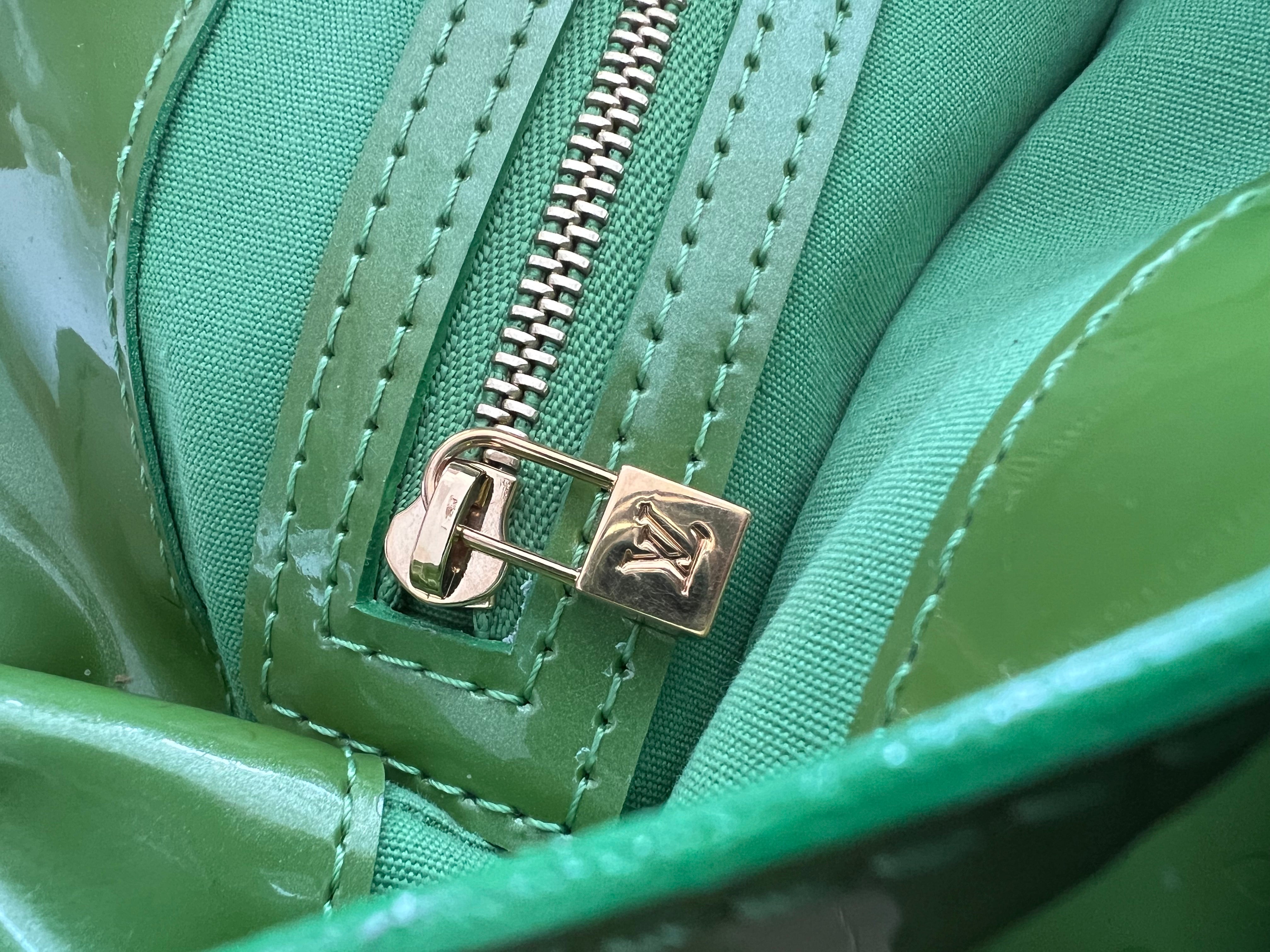 Monogram Vernis Pistachio Green Wilshire Tote Handbag