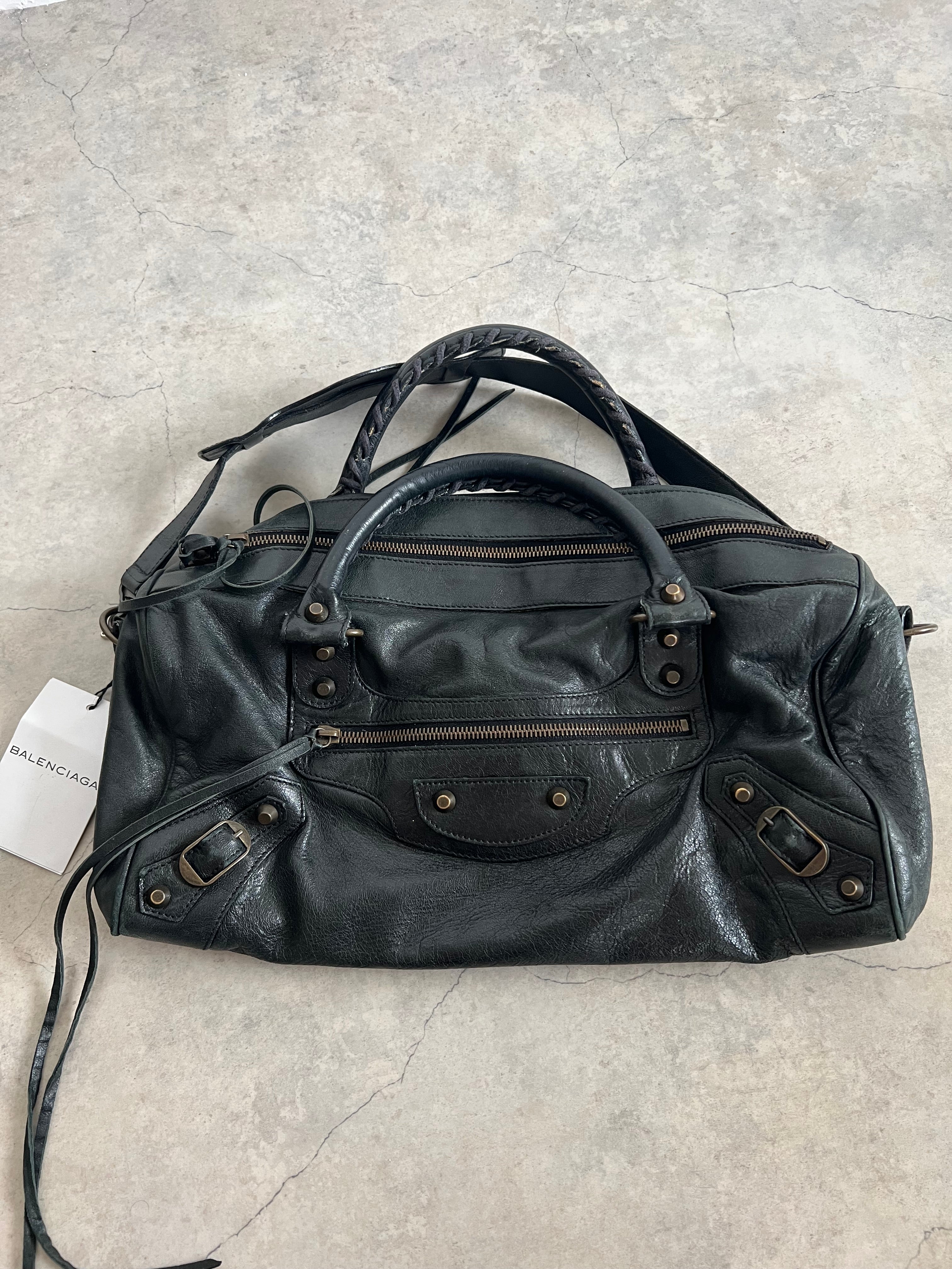Motorcycle Twiggy in classic hardware Black