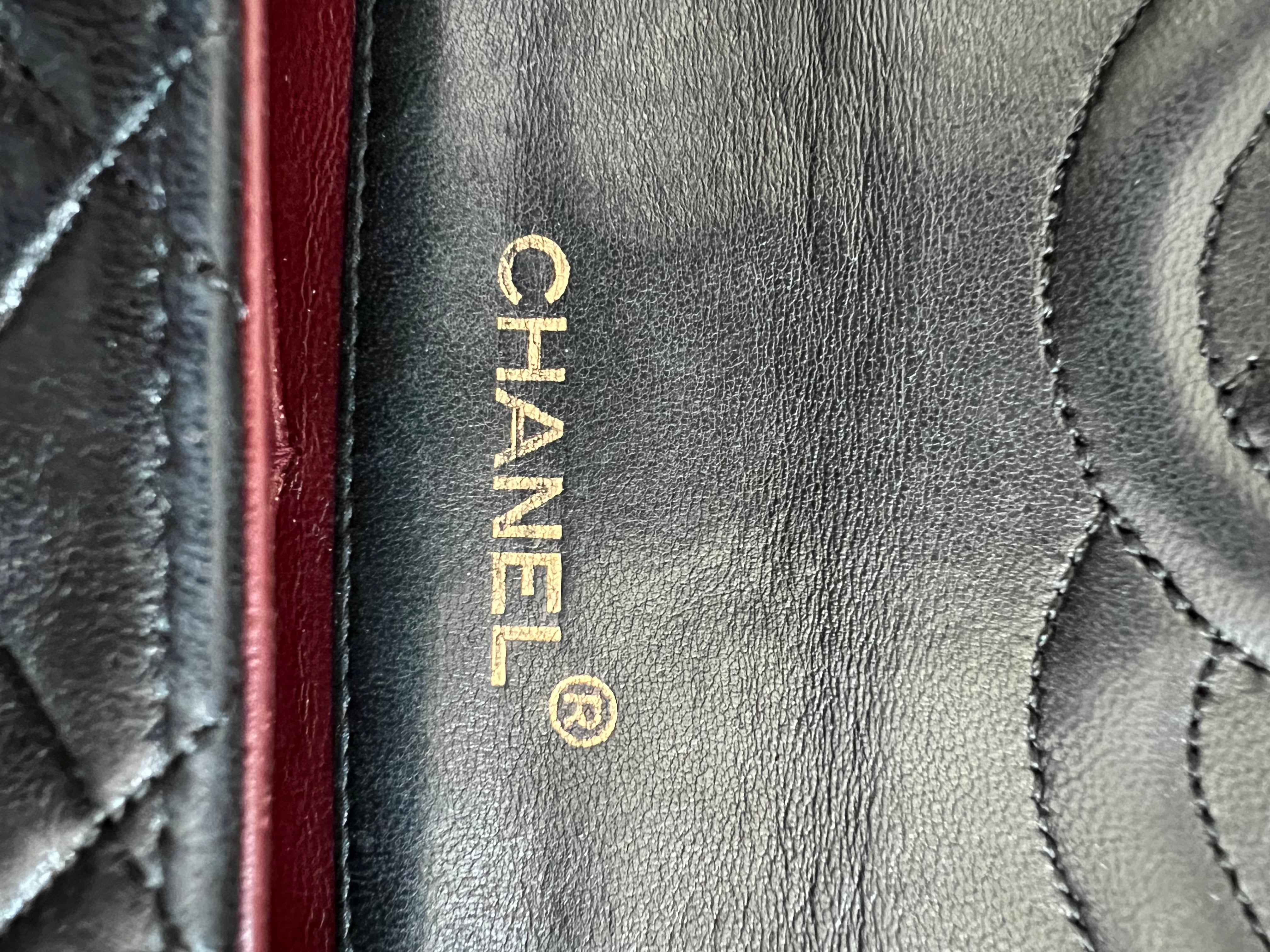 1989-1991 Lambskin full flap twist lock 19cm