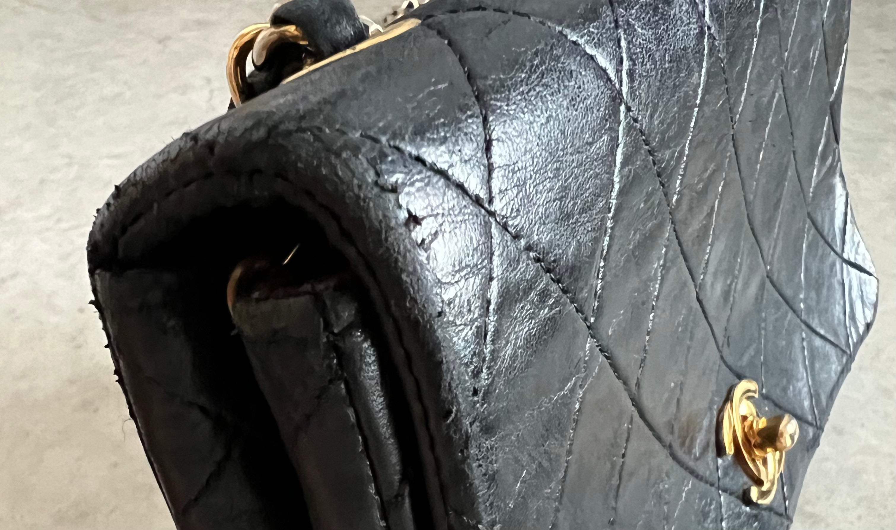 1989-1991 Lambskin full flap twist lock 19cm