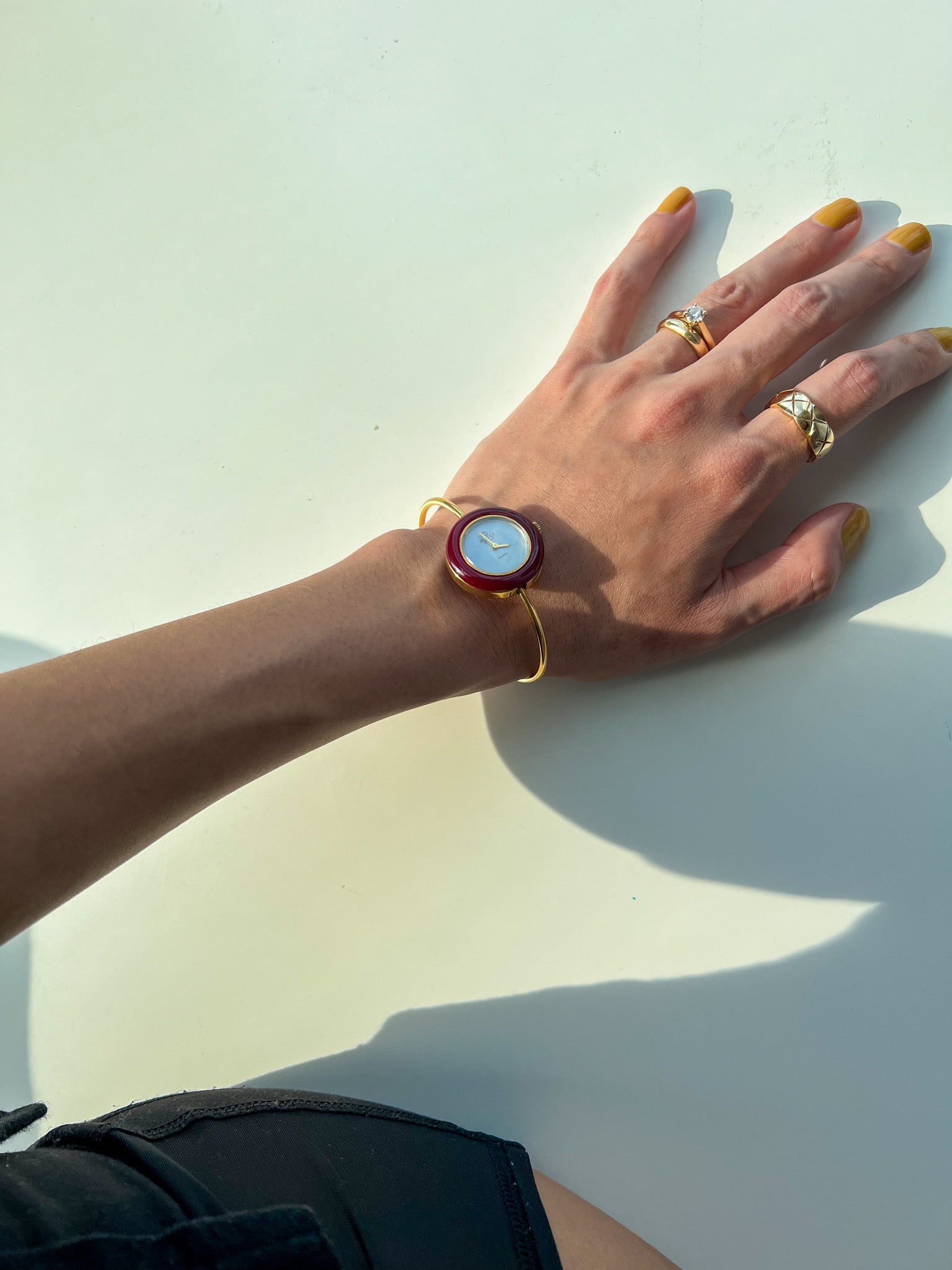 Interchangeable Bezel 6 colors Watch Accessories in Gold - 2 types of wrist bracelets w original warranty card