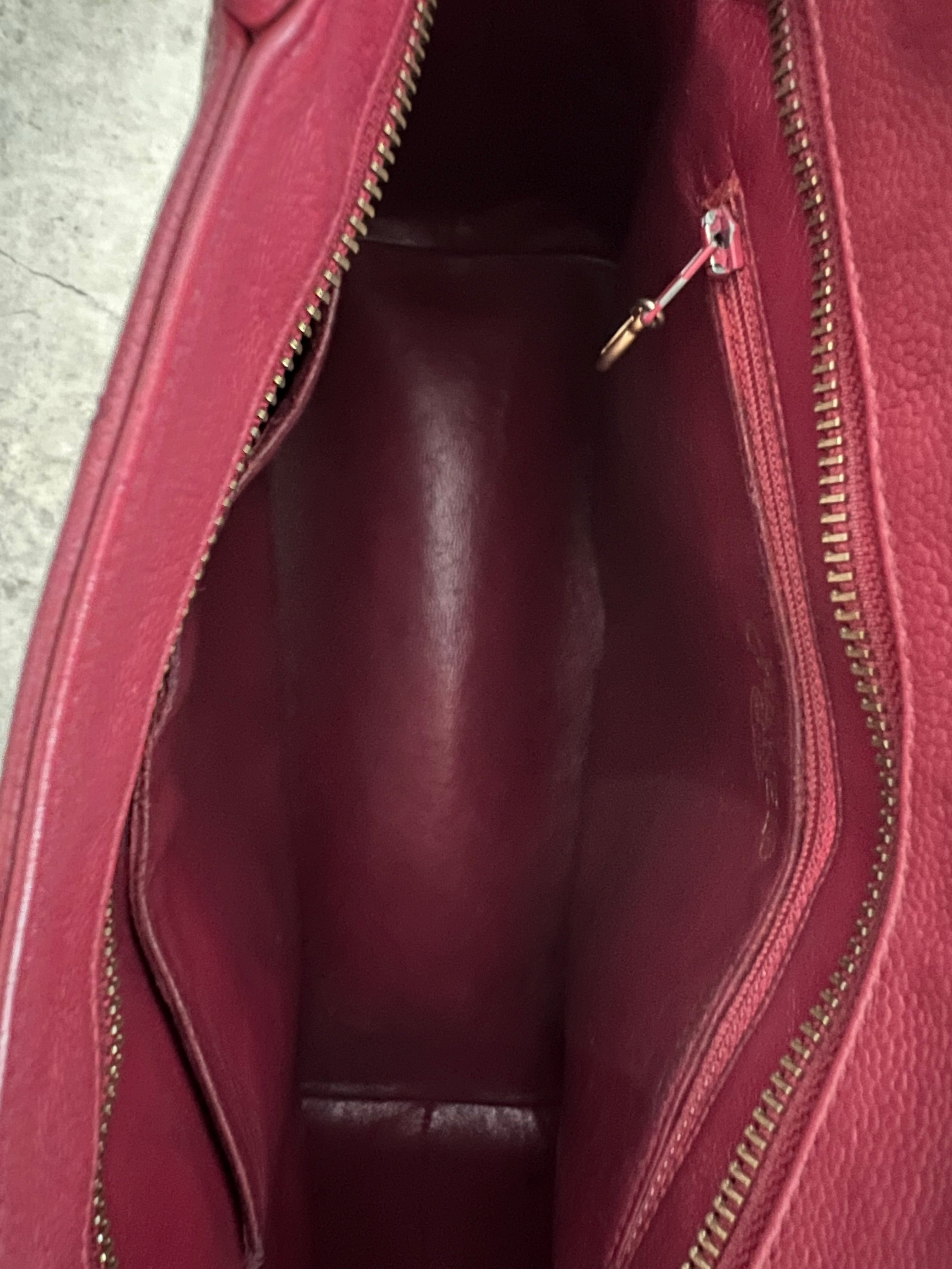 2000-2002 Medallion Tote Caviar in Burgundy Red