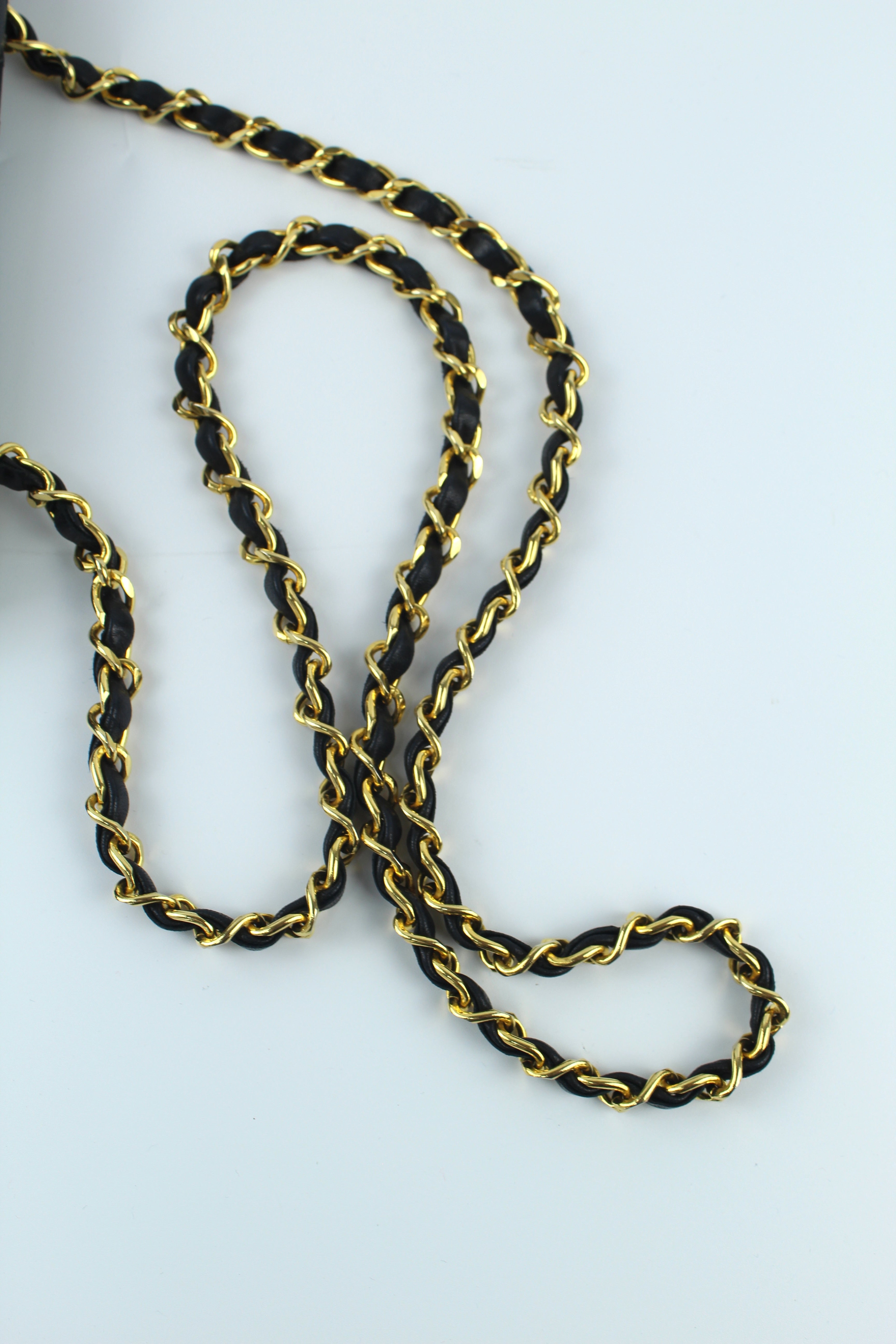 Petit Bicolore chain bag with oversized coco logo