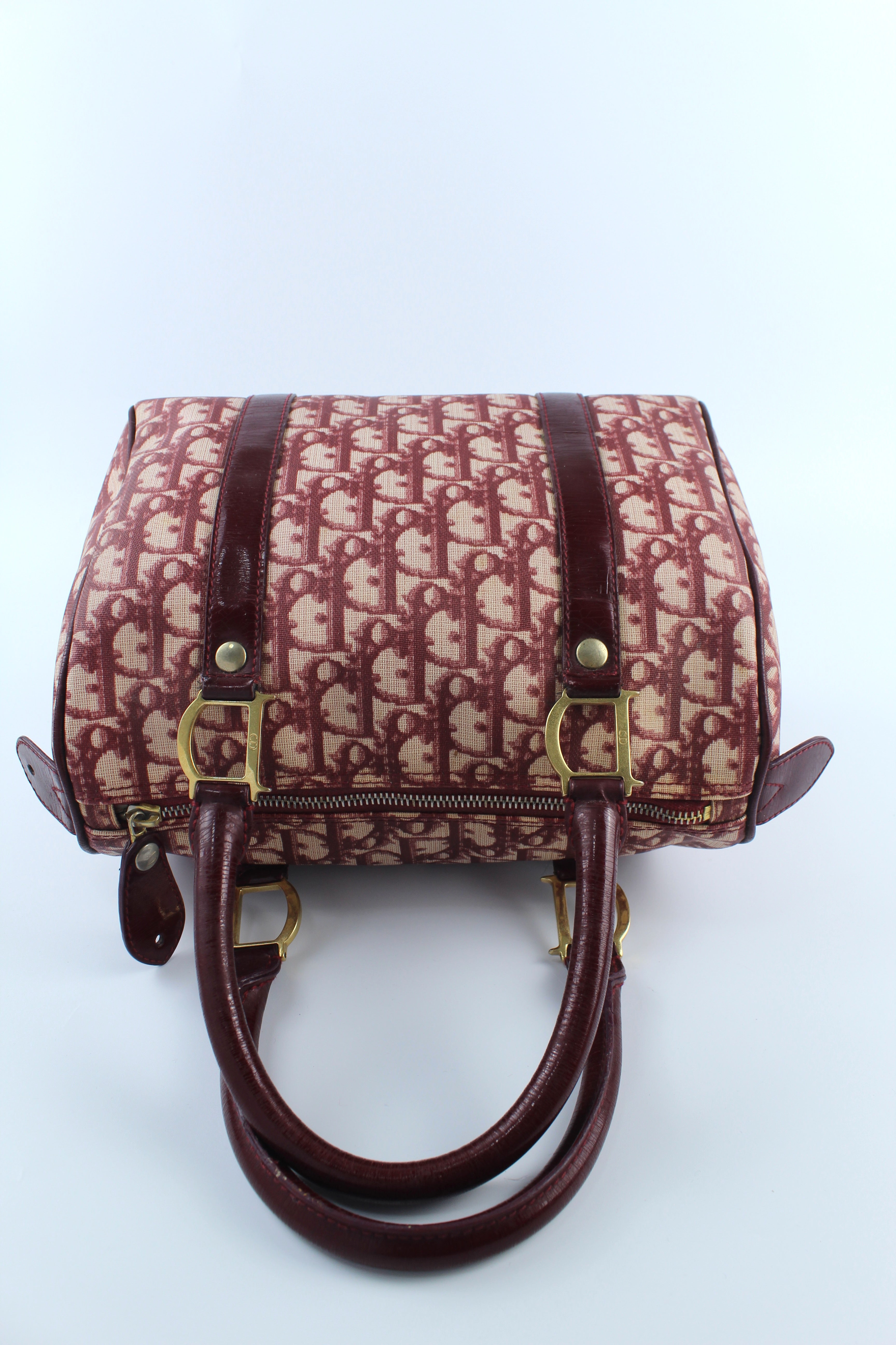 Trotter Boston Bag in Oblique Canvas Burgundy