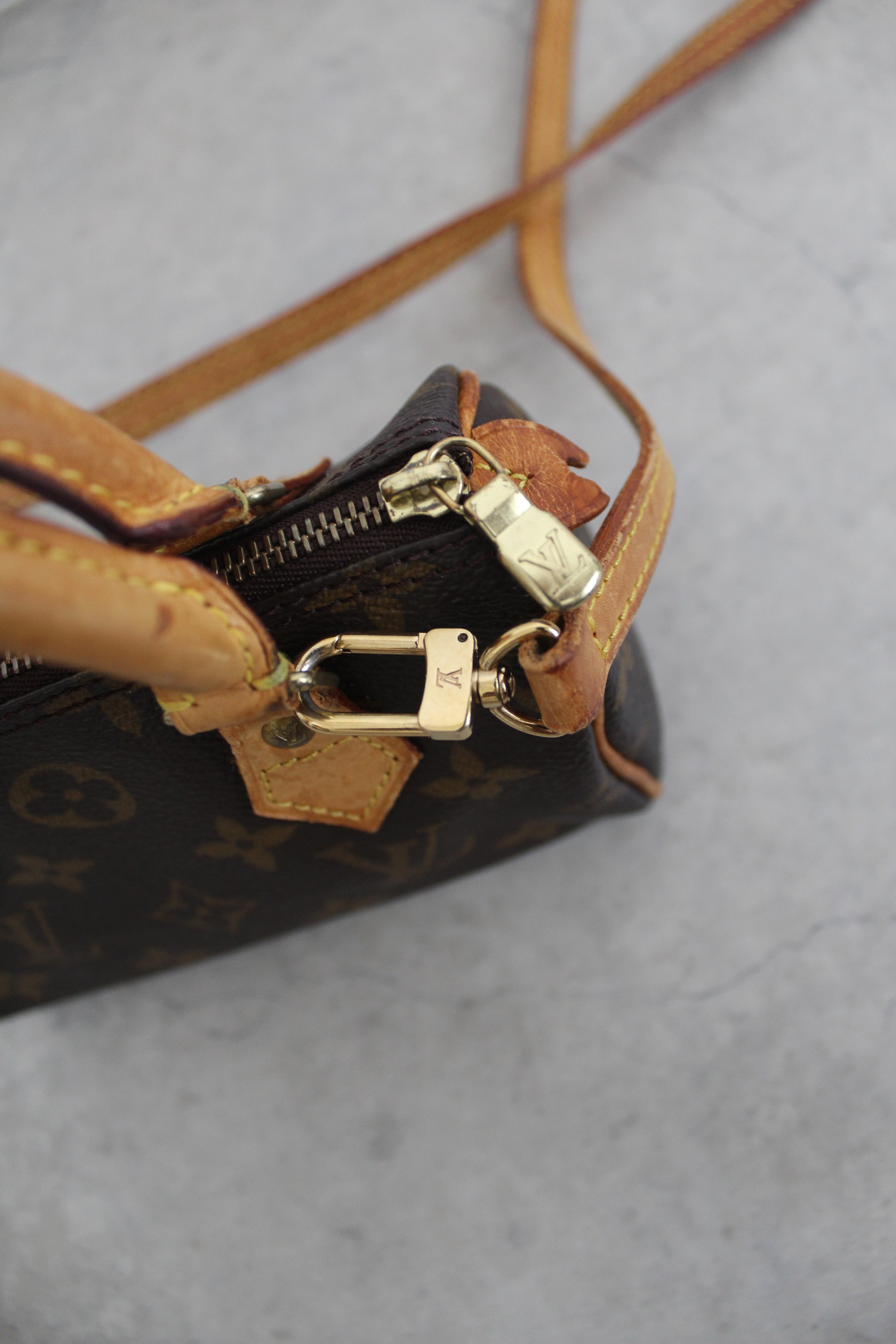Nano speedy with shoulder straps