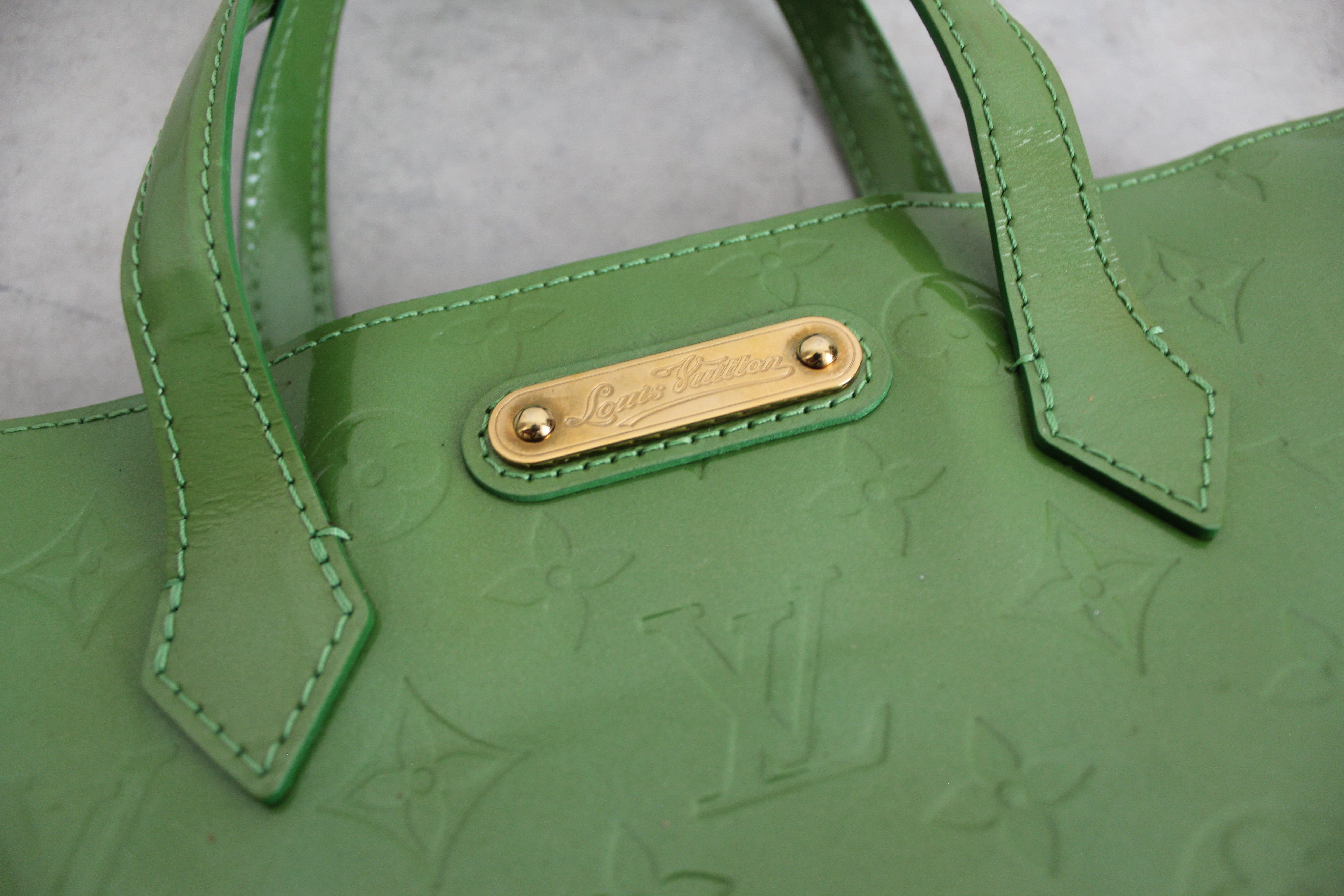 Monogram Vernis Pistachio Green Wilshire Tote Handbag
