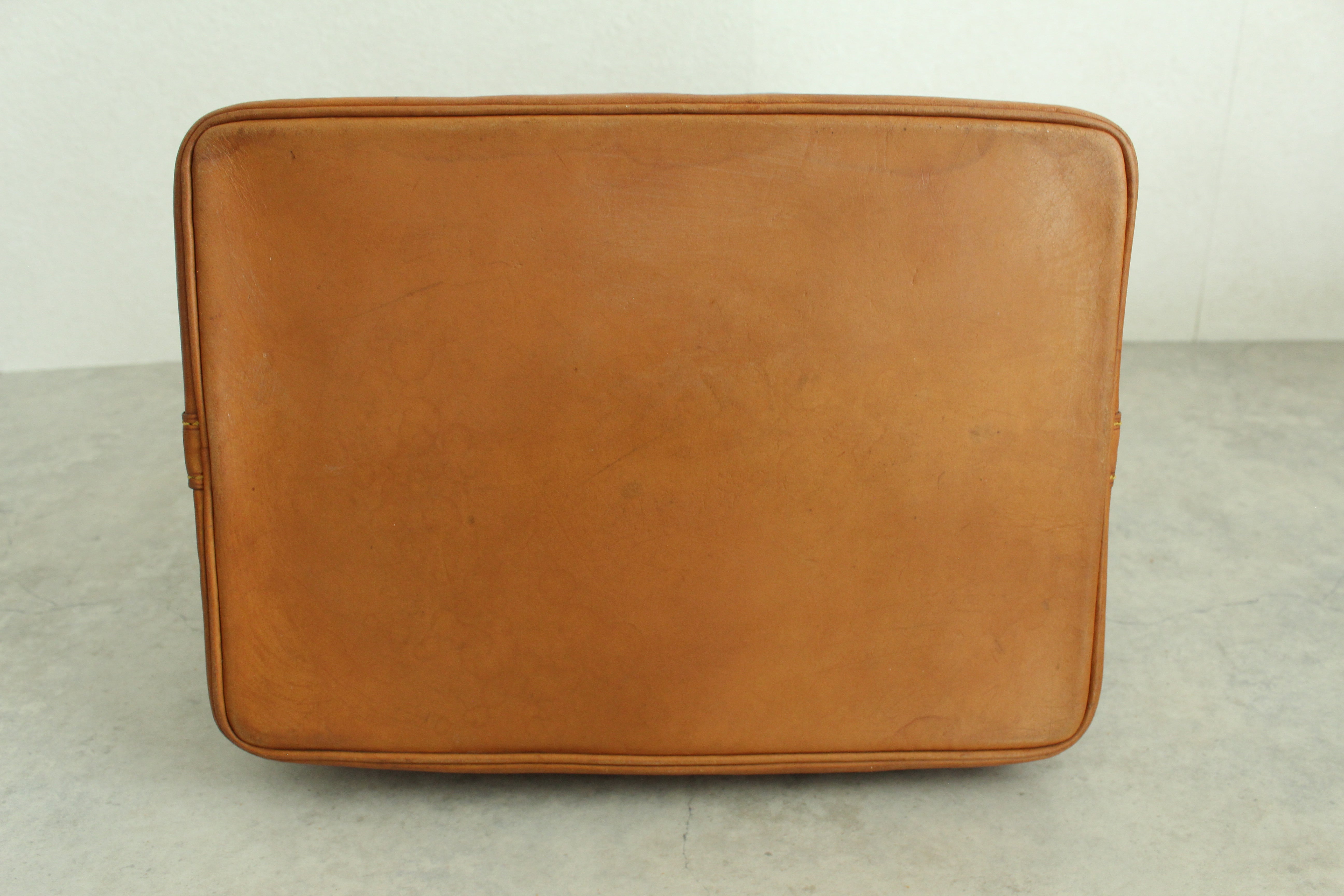 Monogram Noe Shoulder bag