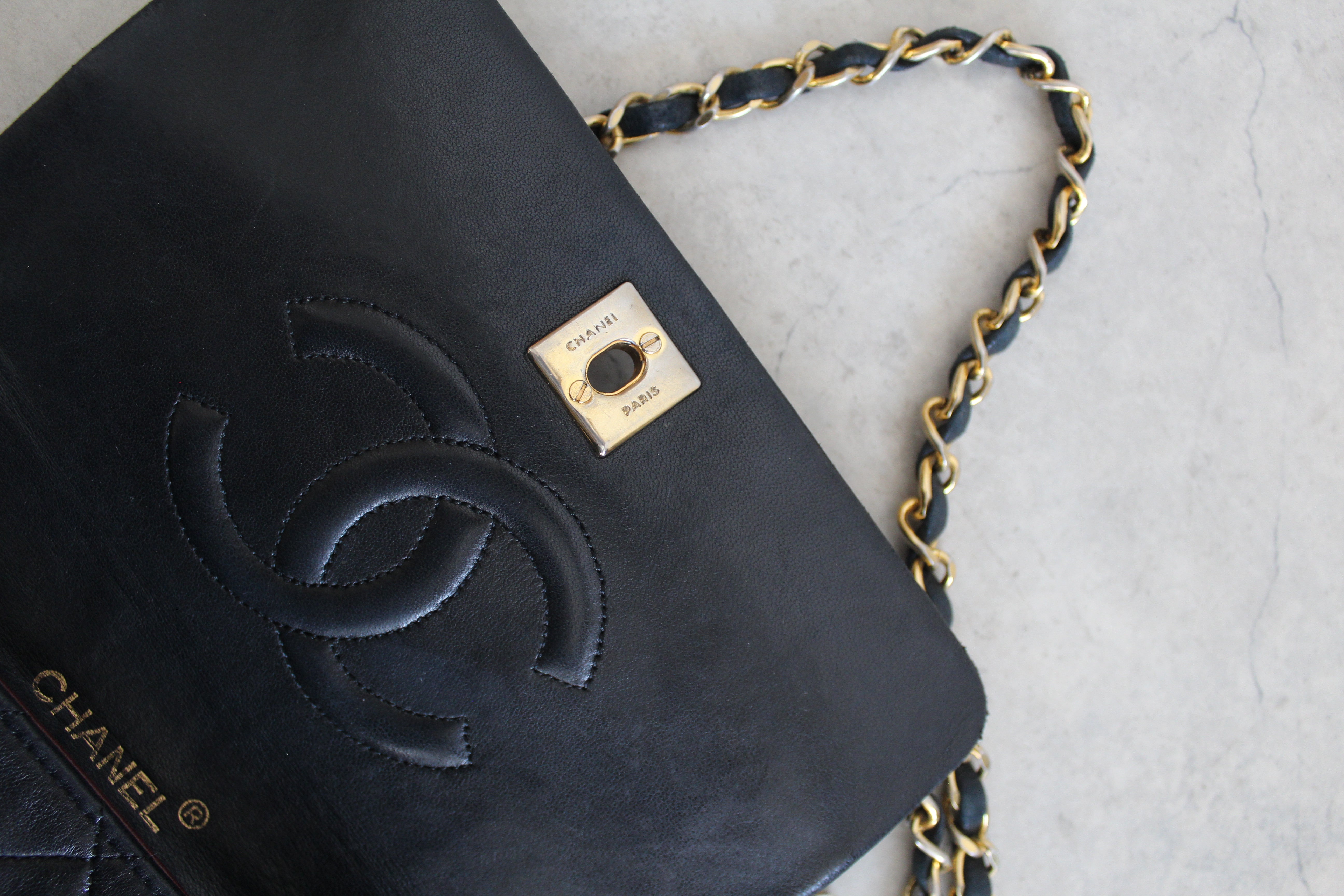 1989-1991 Lambskin full flap twist lock 19cm