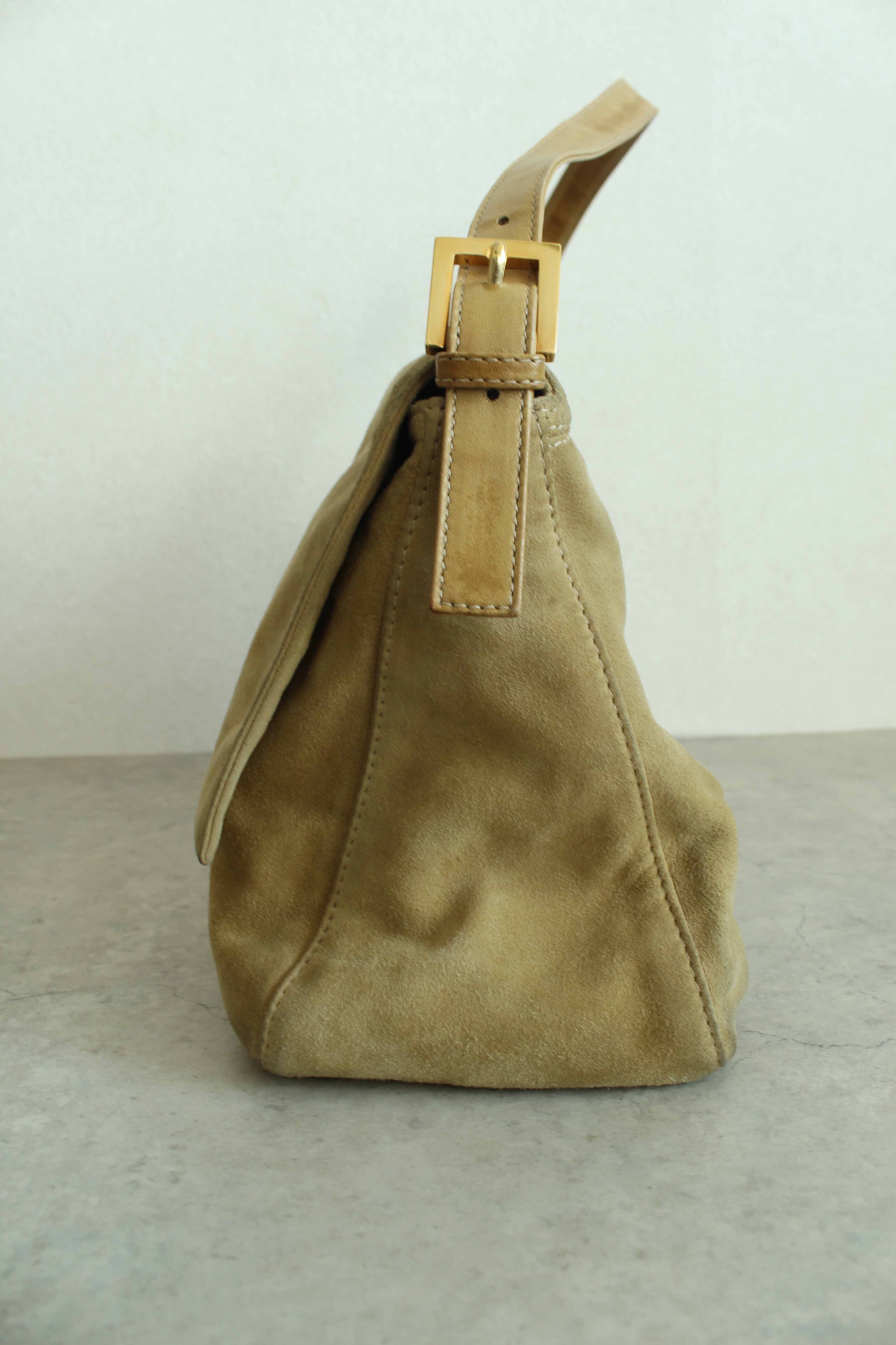 Suede Mama Baguette in Beige