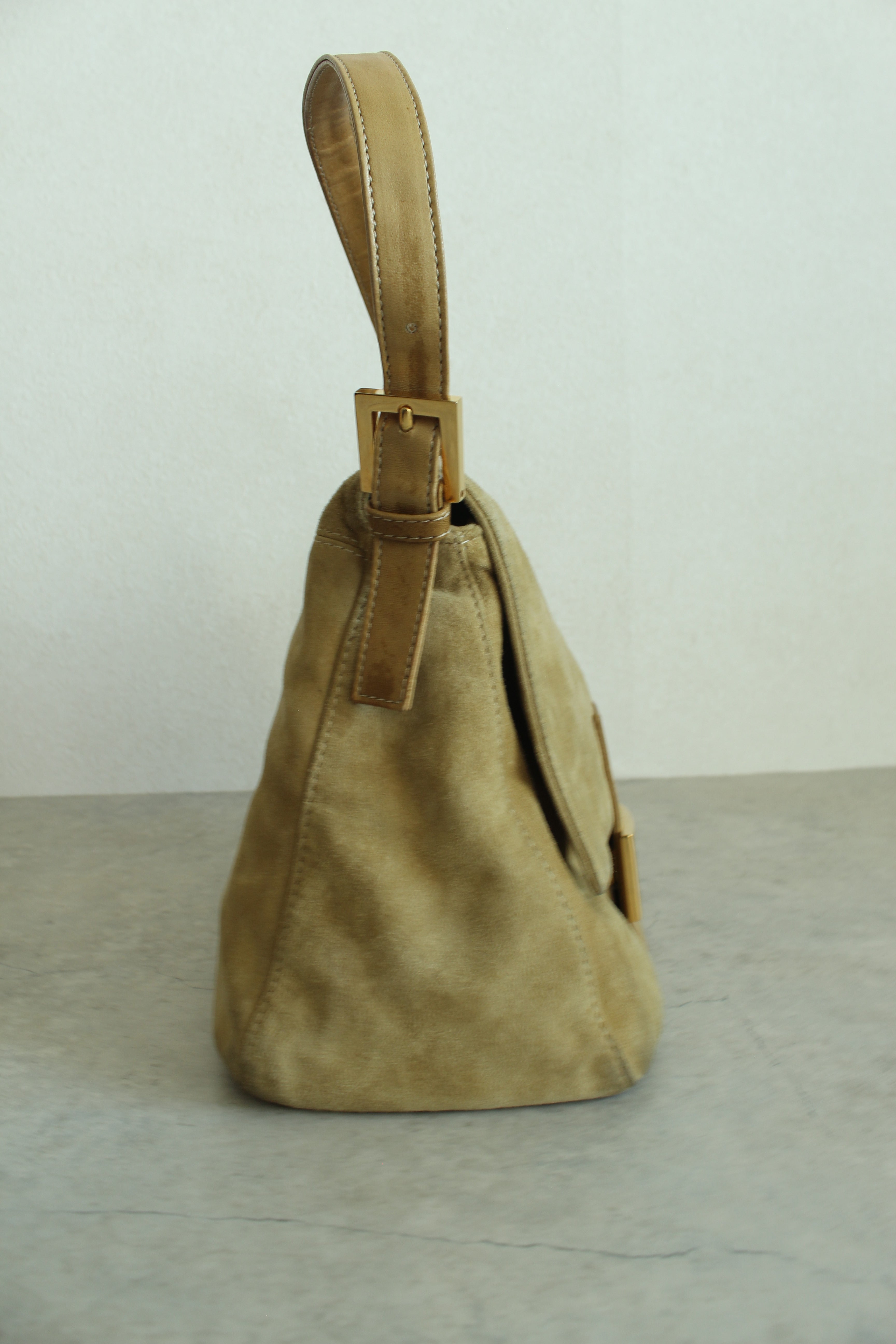 Suede Mama Baguette in Beige