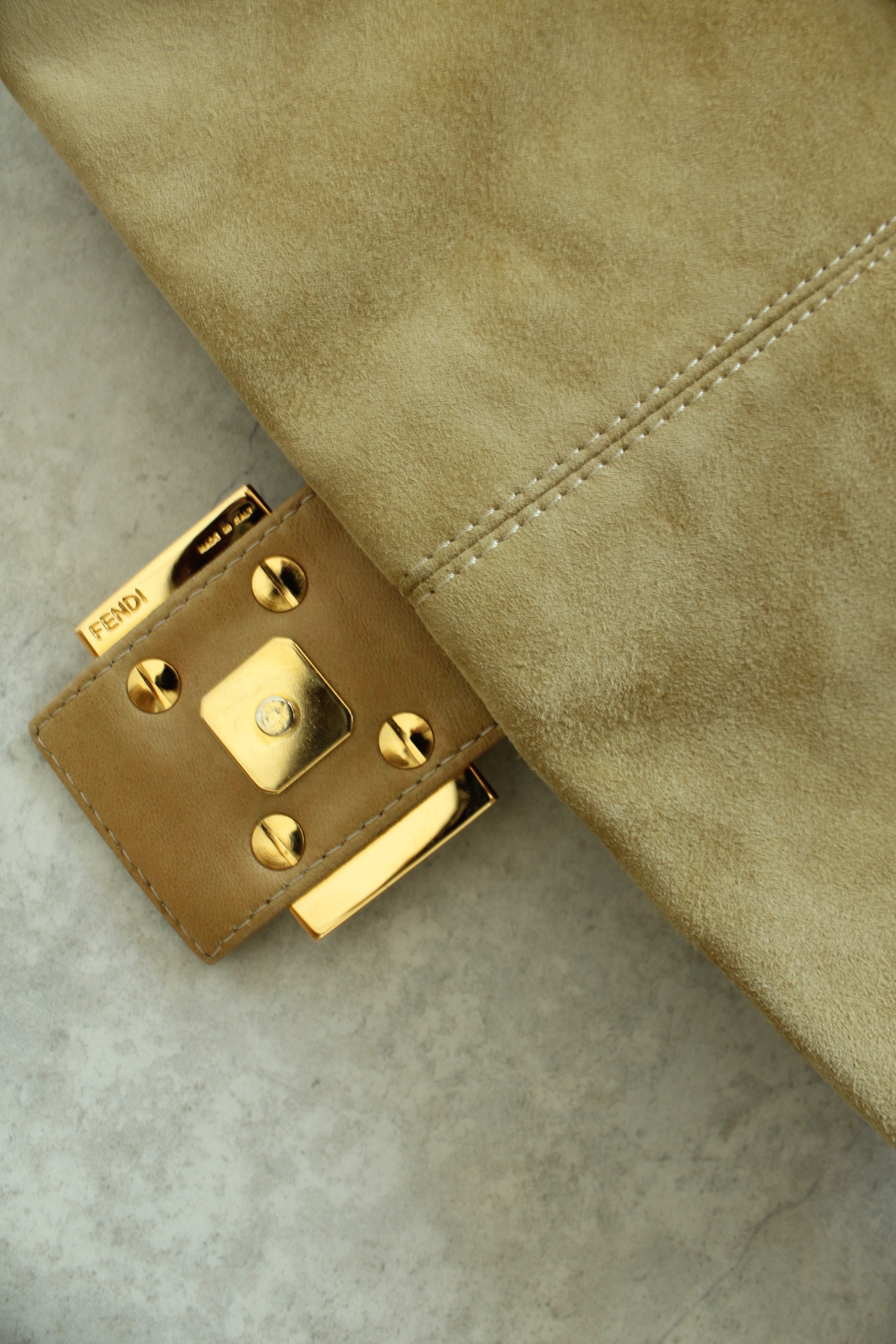 Suede Mama Baguette in Beige