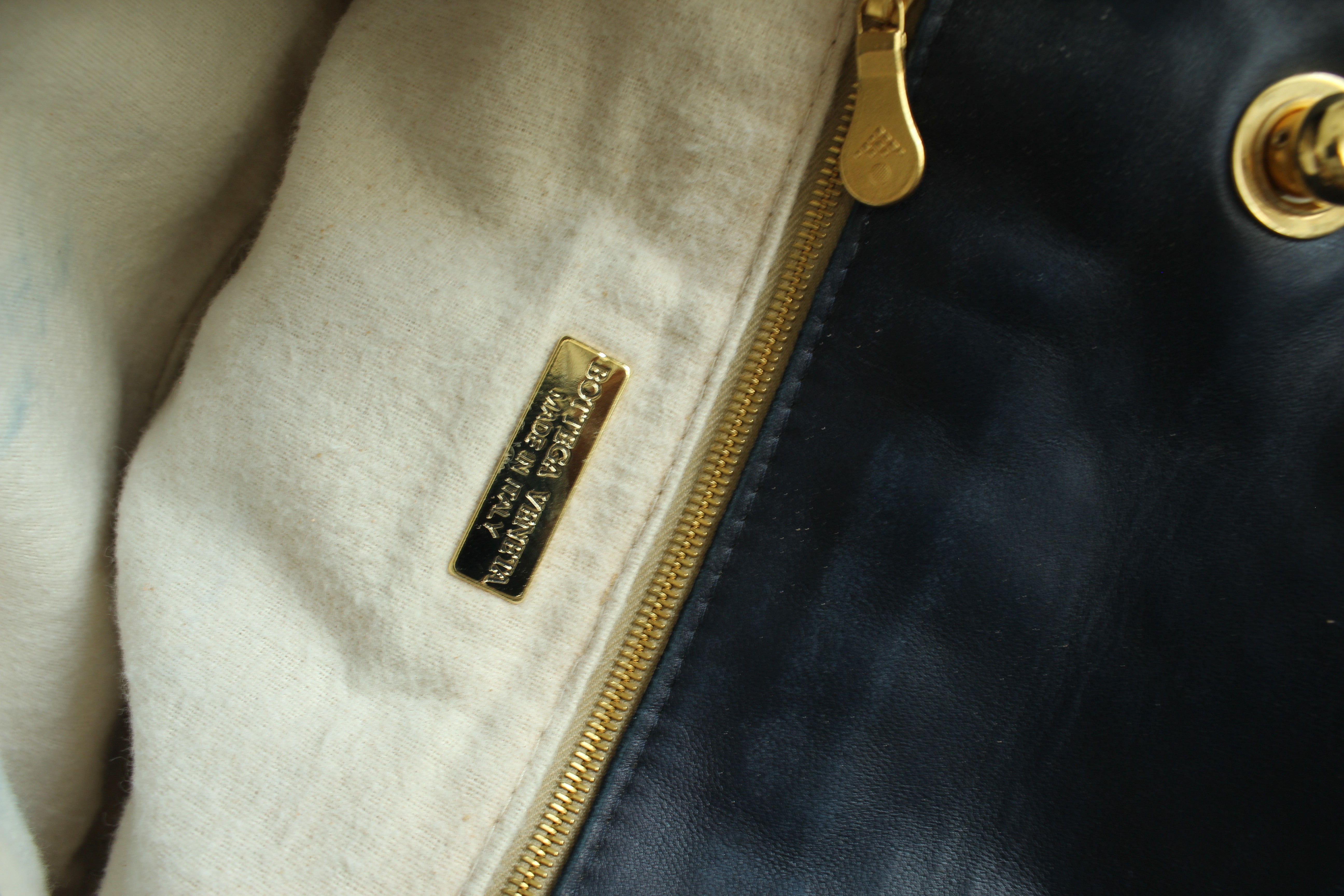 Intrecciato Top Handle bag in Navy