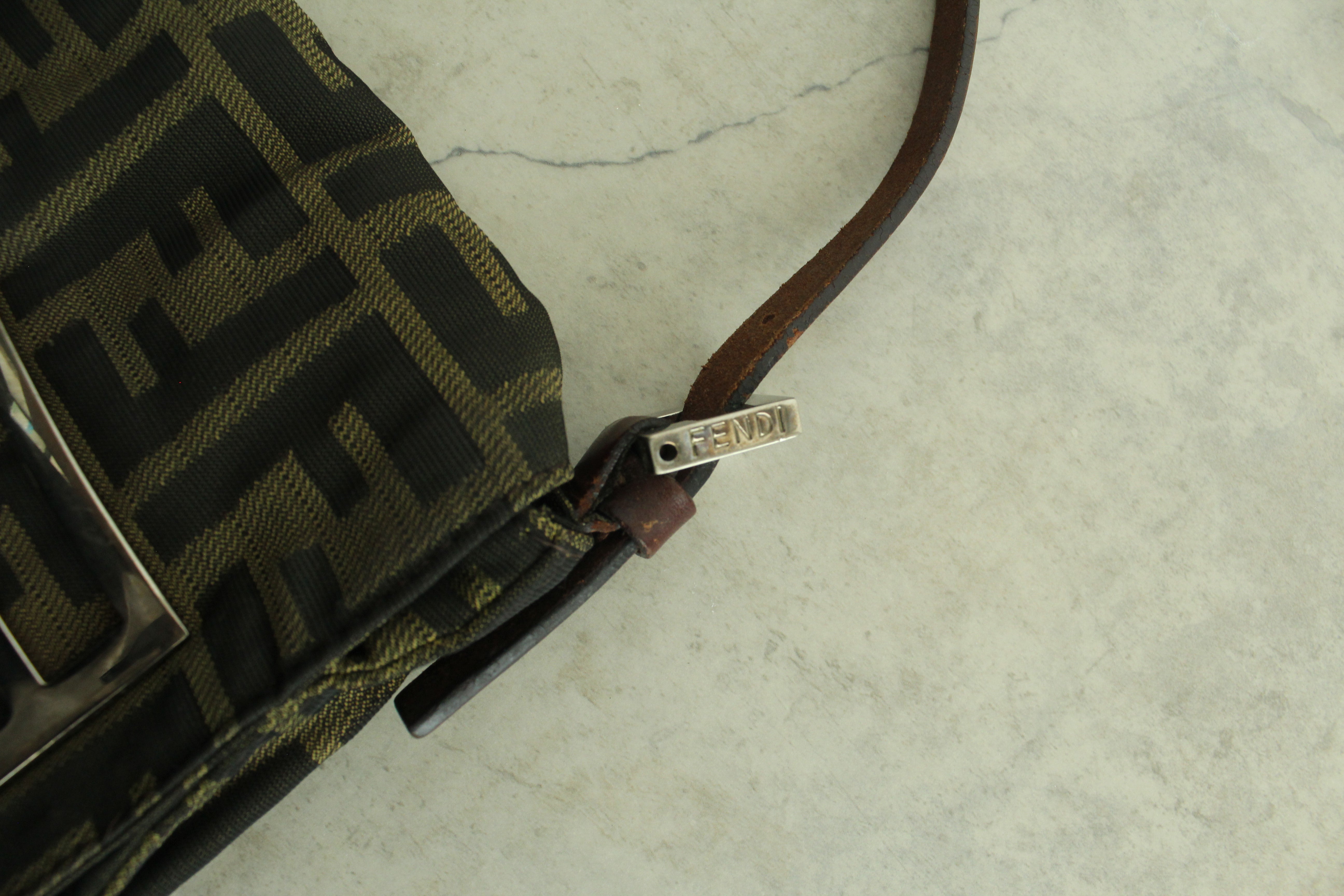 Small zucca baguette handbag