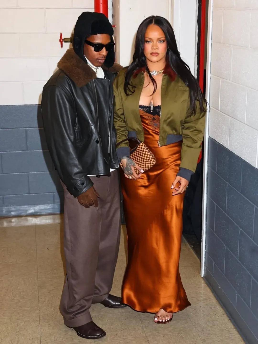 Tigre Pochette Monogram