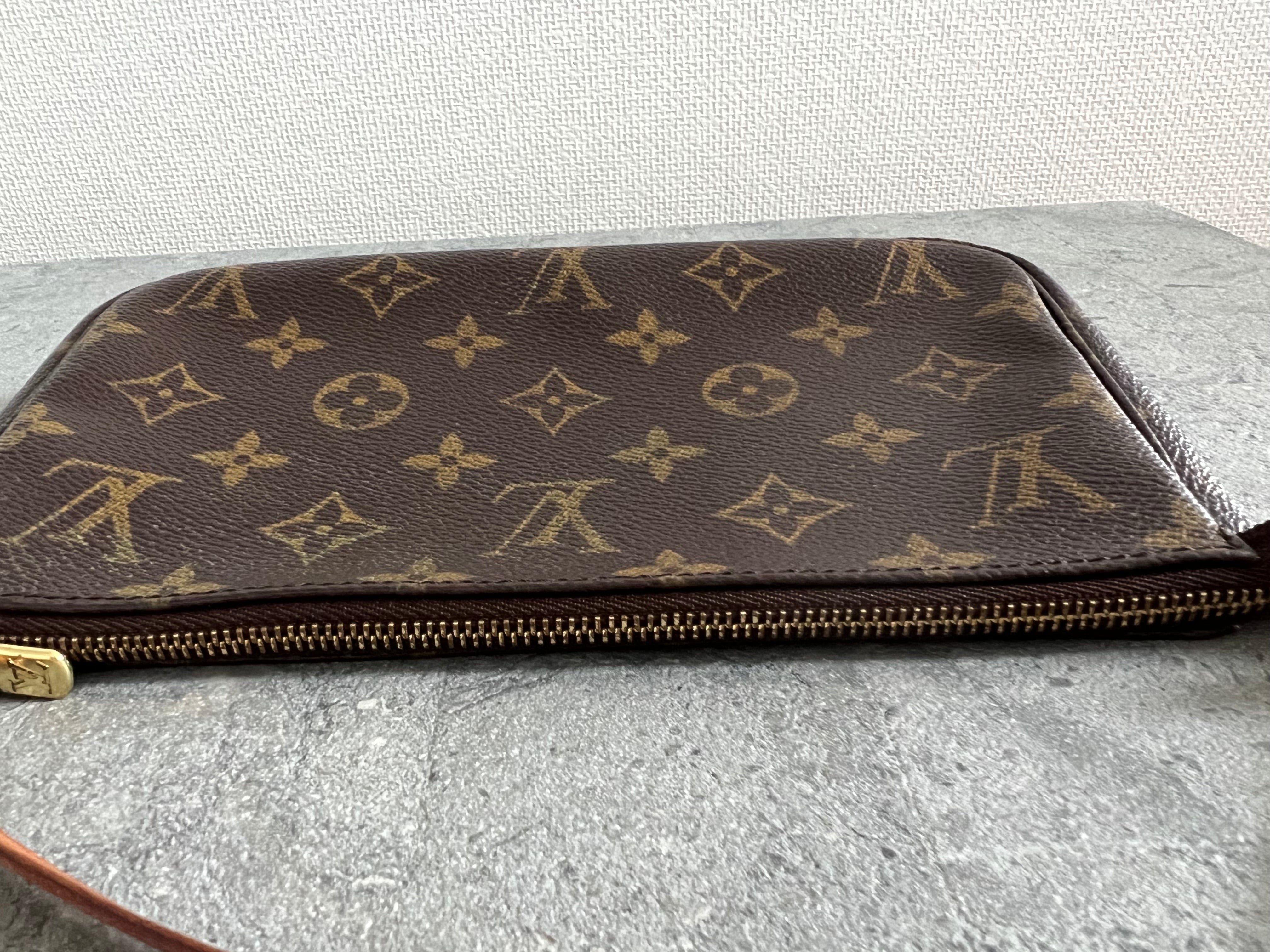 Monogram Pochette Accessoires AR0051
