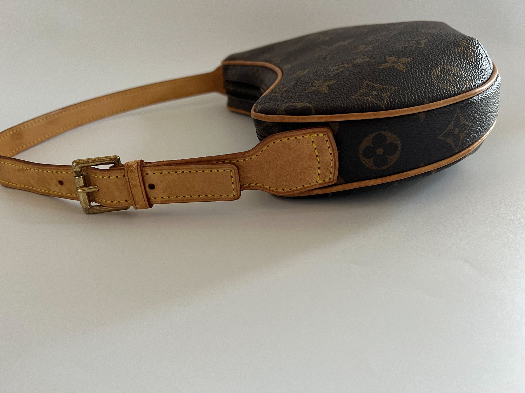 Monogram Croissant PM M51510 serial AS0026