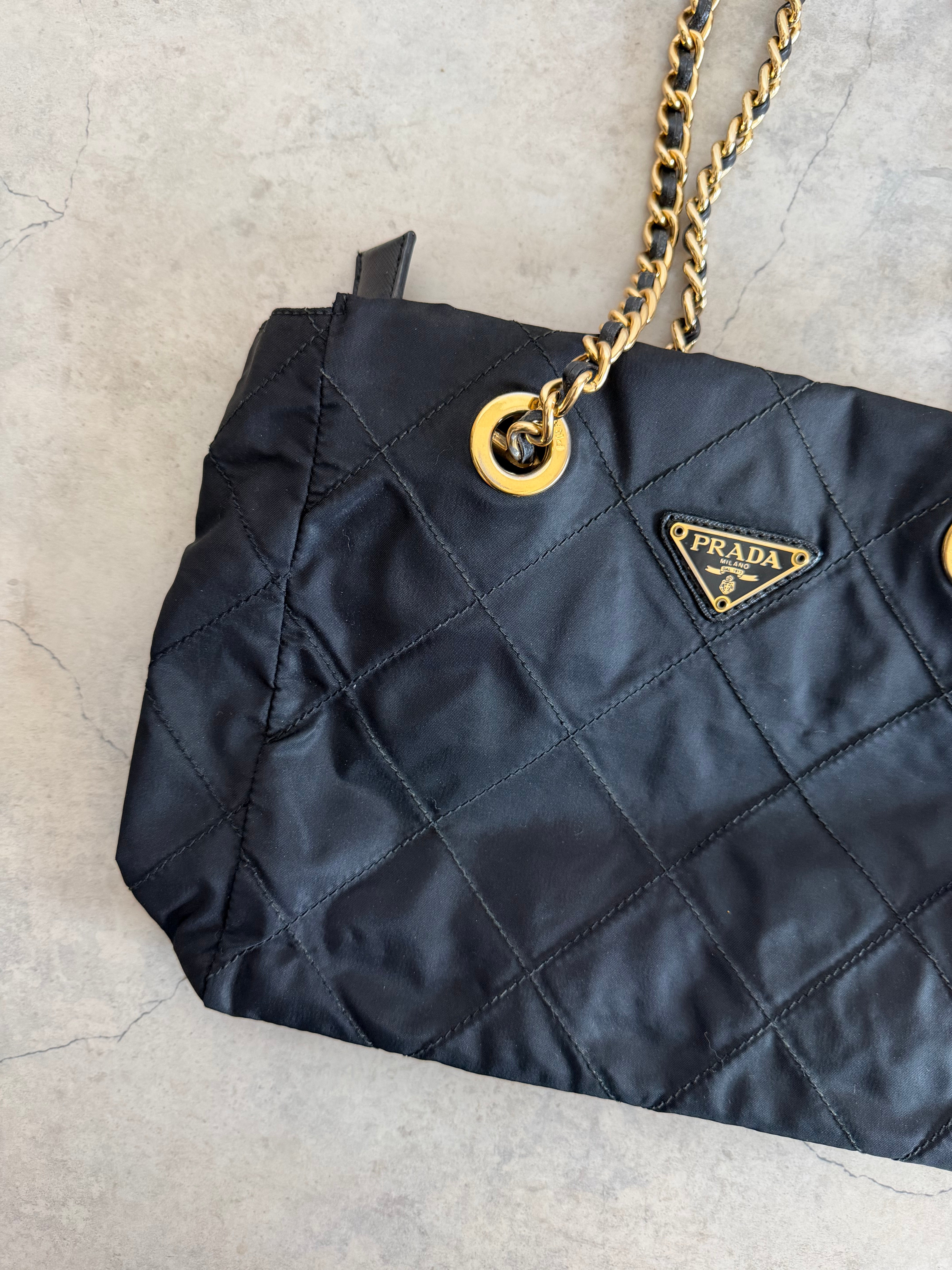 Quilted Tessuto Nylon Chain Shoulder Bag in Black/Gold