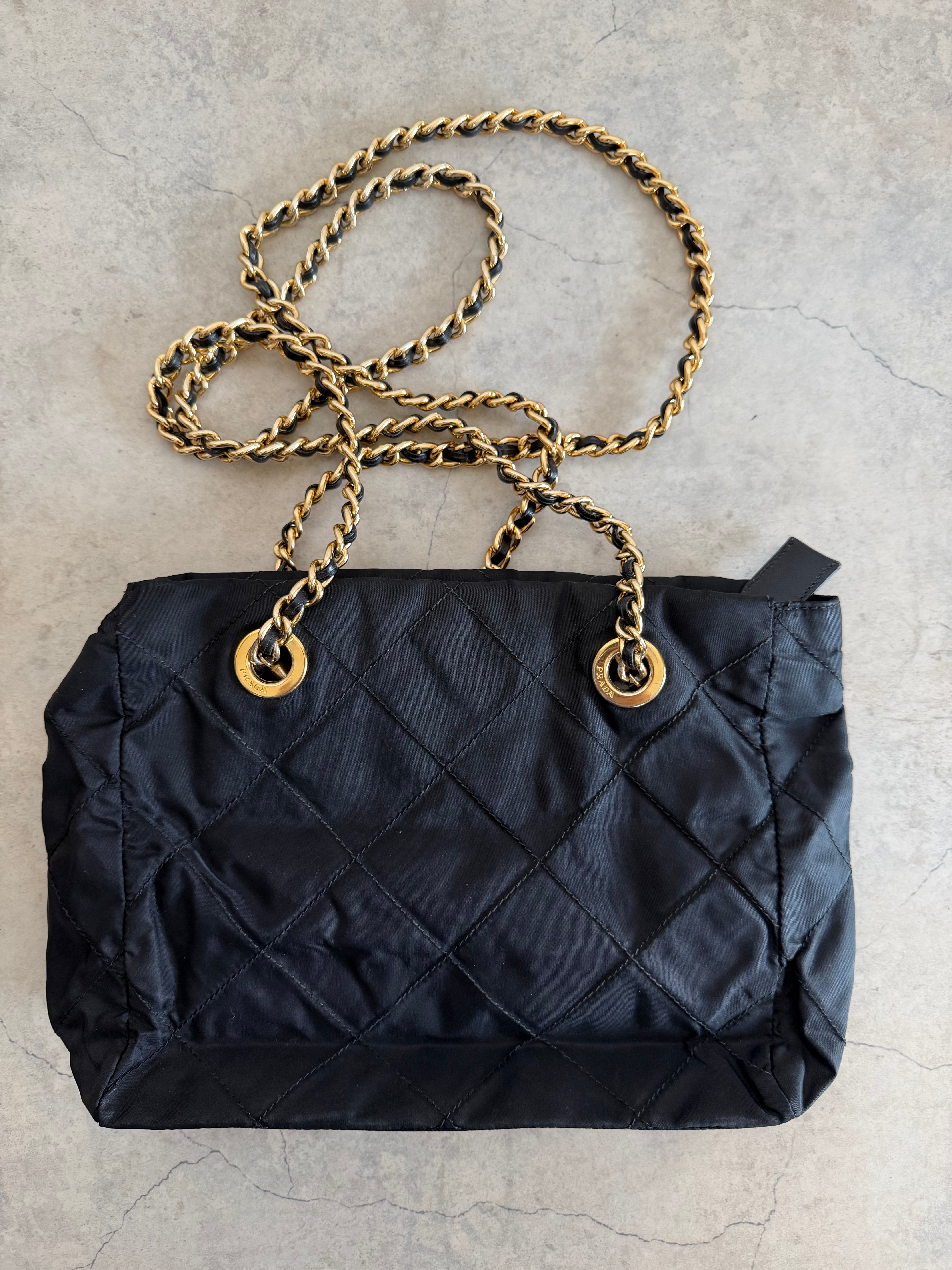 Quilted Tessuto Nylon Chain Shoulder Bag in Black/Gold