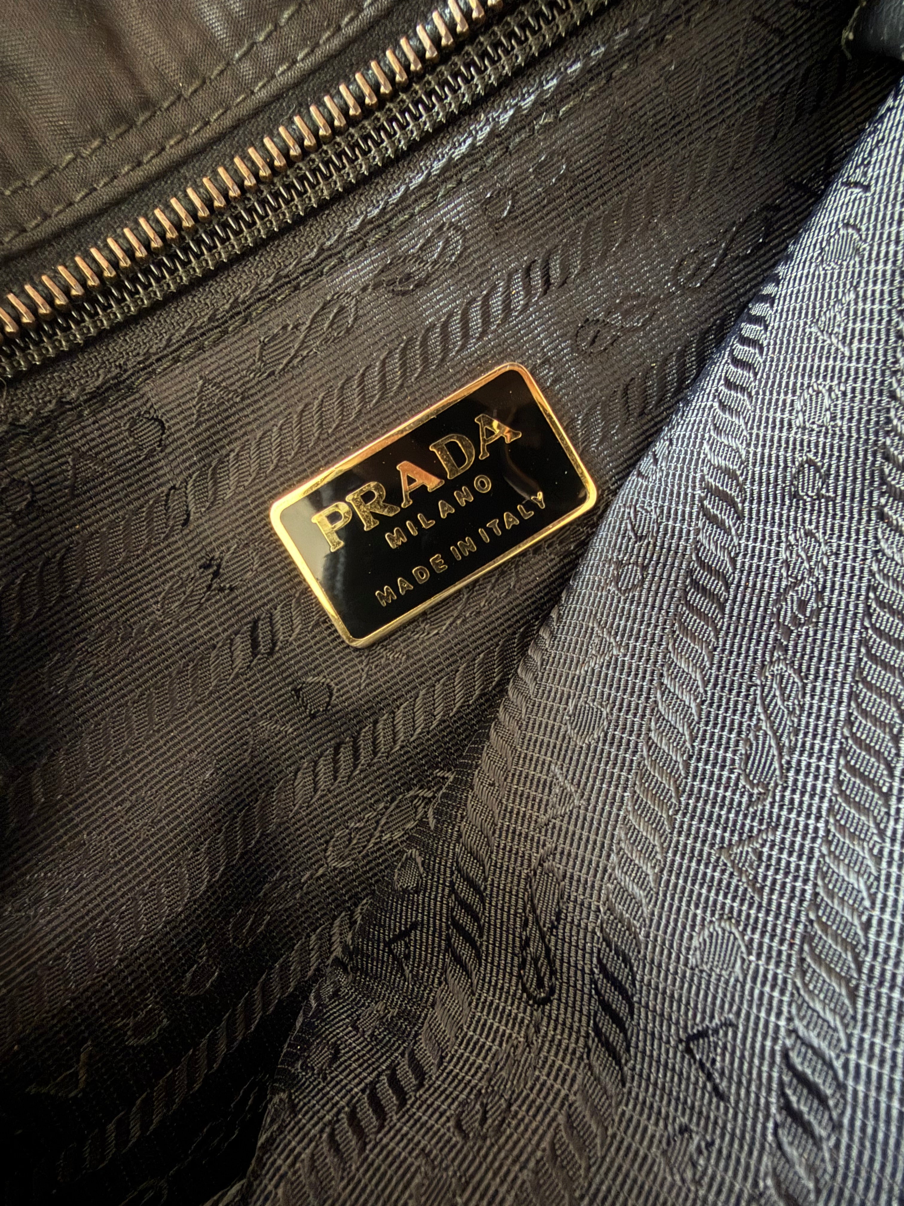 Quilted Tessuto Nylon Chain Shoulder Bag in Black/Gold