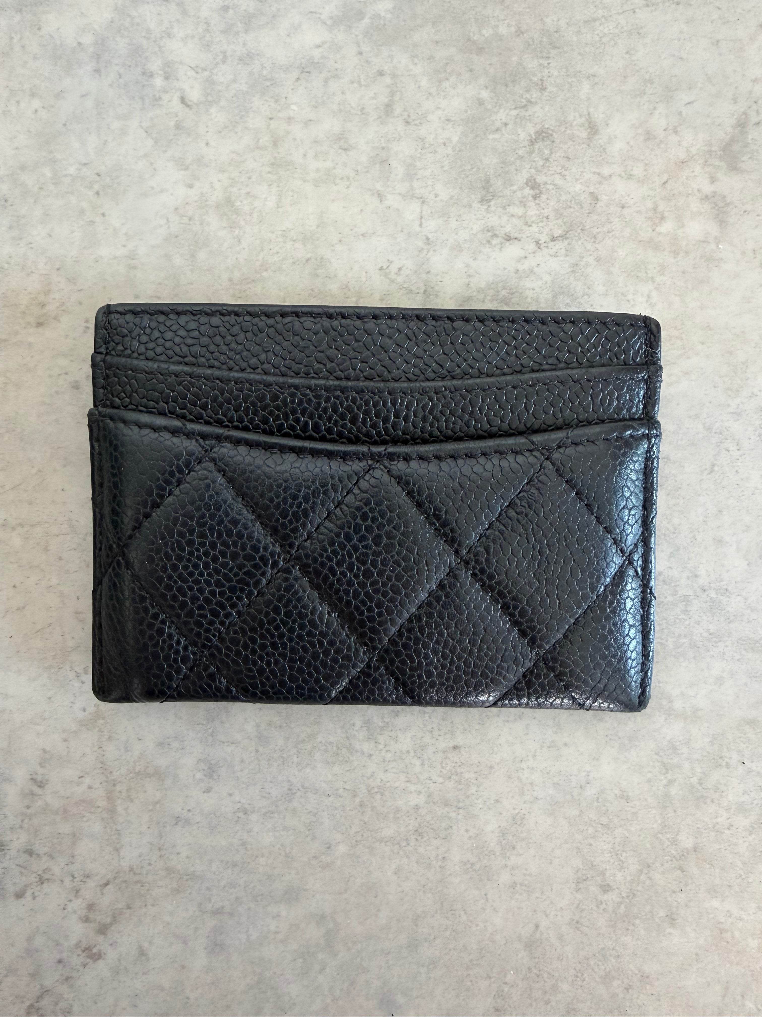 Classic Quilted Caviar Leather Card Holder Black Gold CC