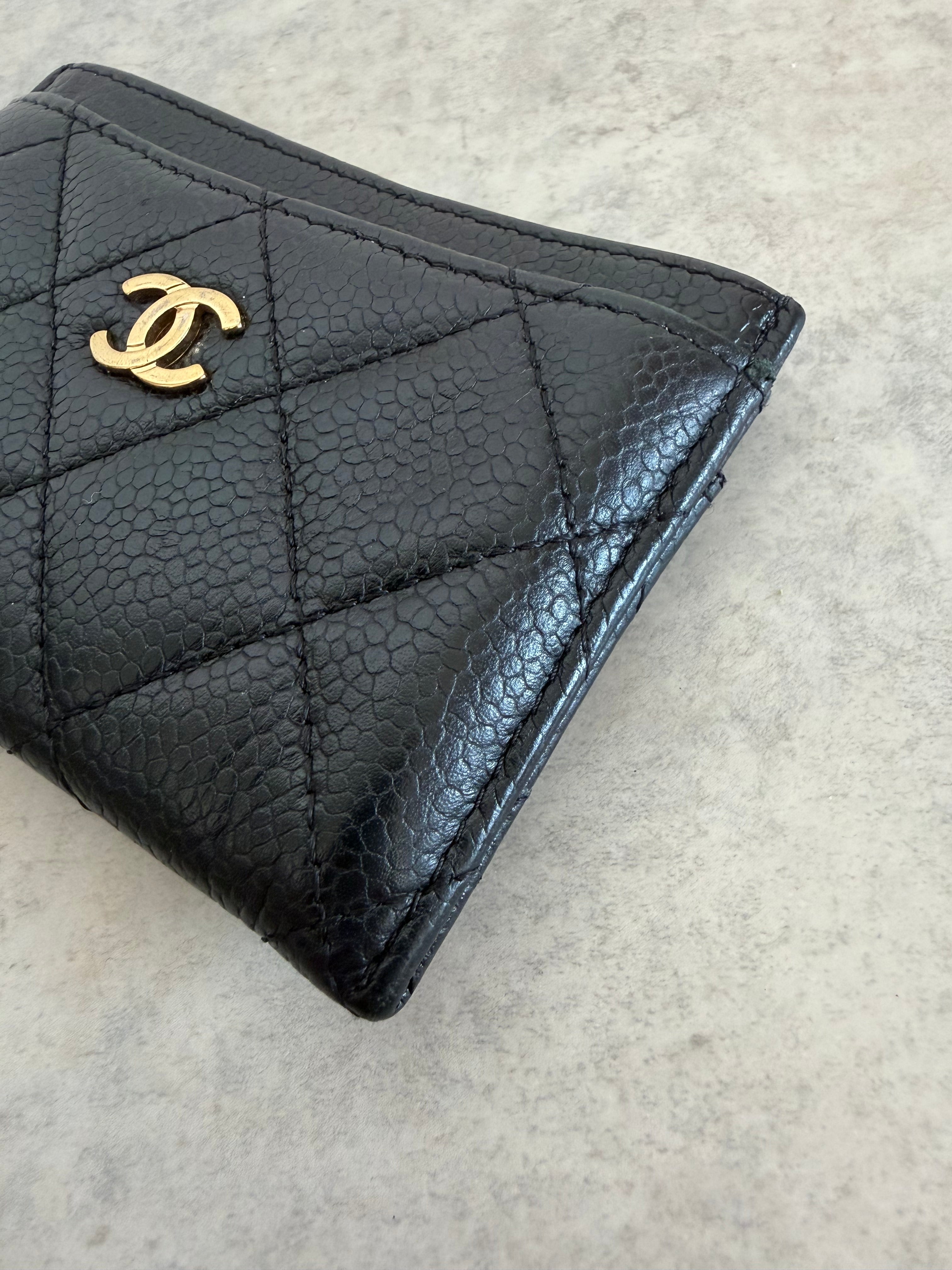 Classic Quilted Caviar Leather Card Holder Black Gold CC