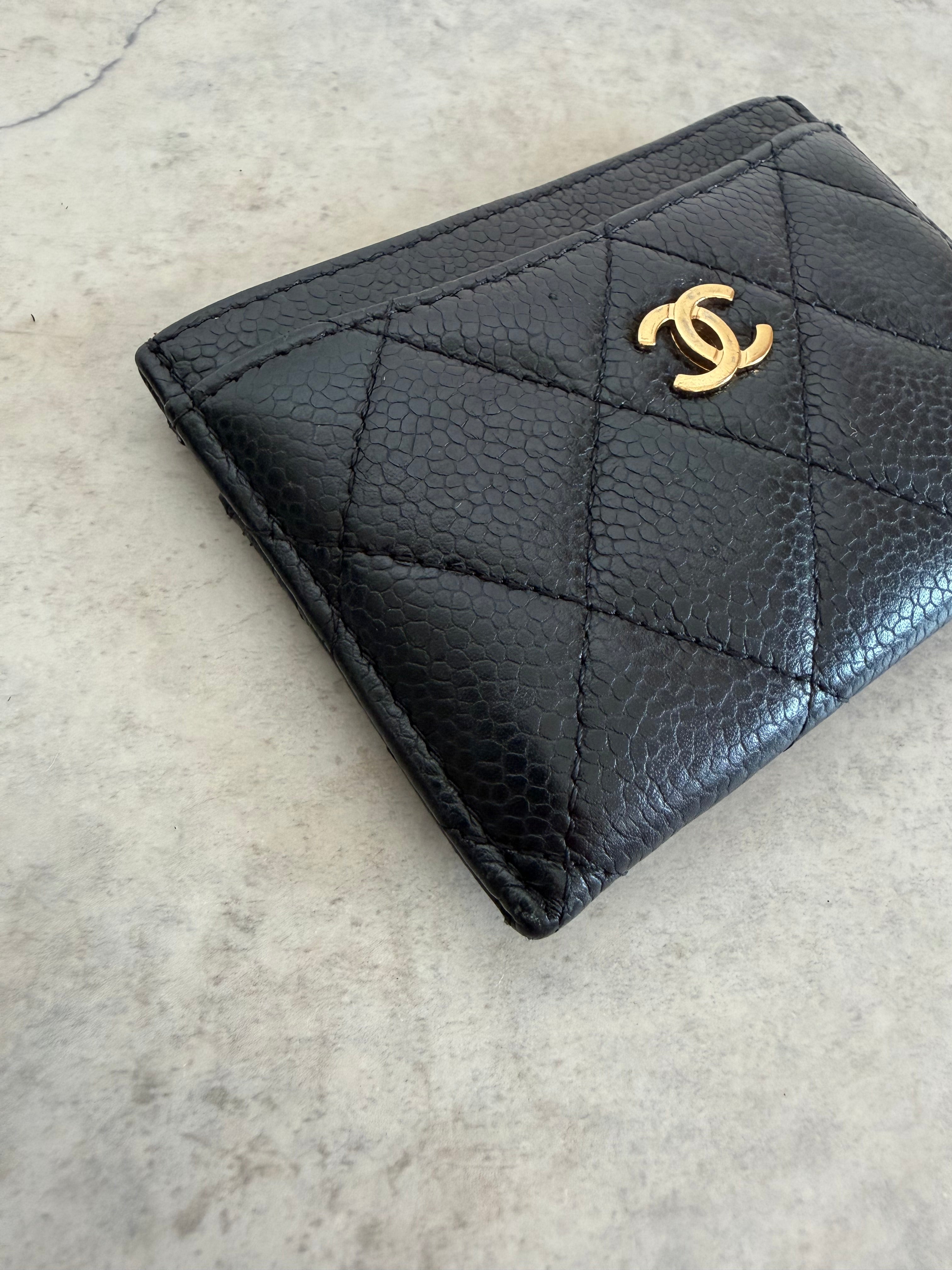 Classic Quilted Caviar Leather Card Holder Black Gold CC