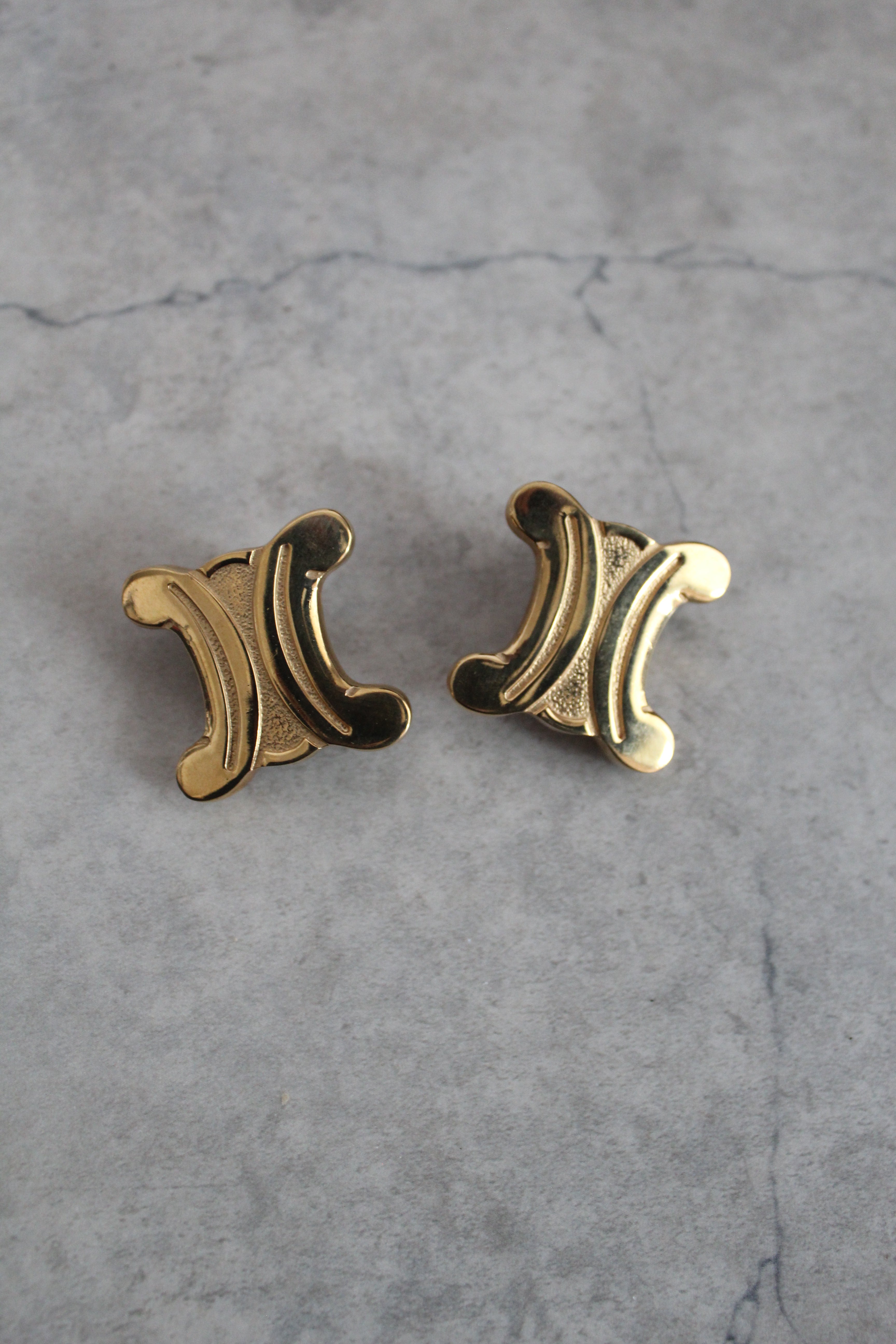 Triomphe Gold earrings Gold