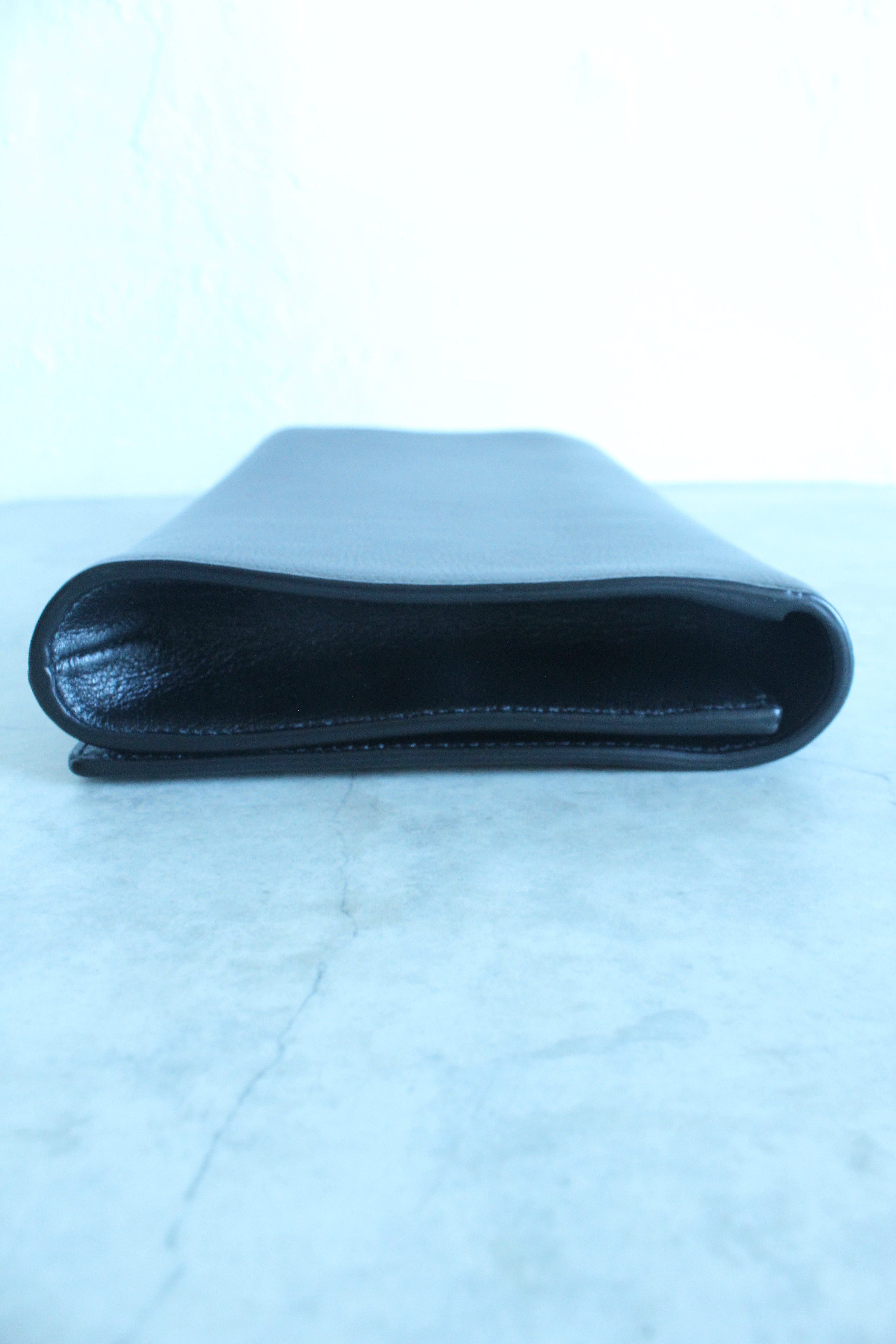 Belle de Jour clutch in Black