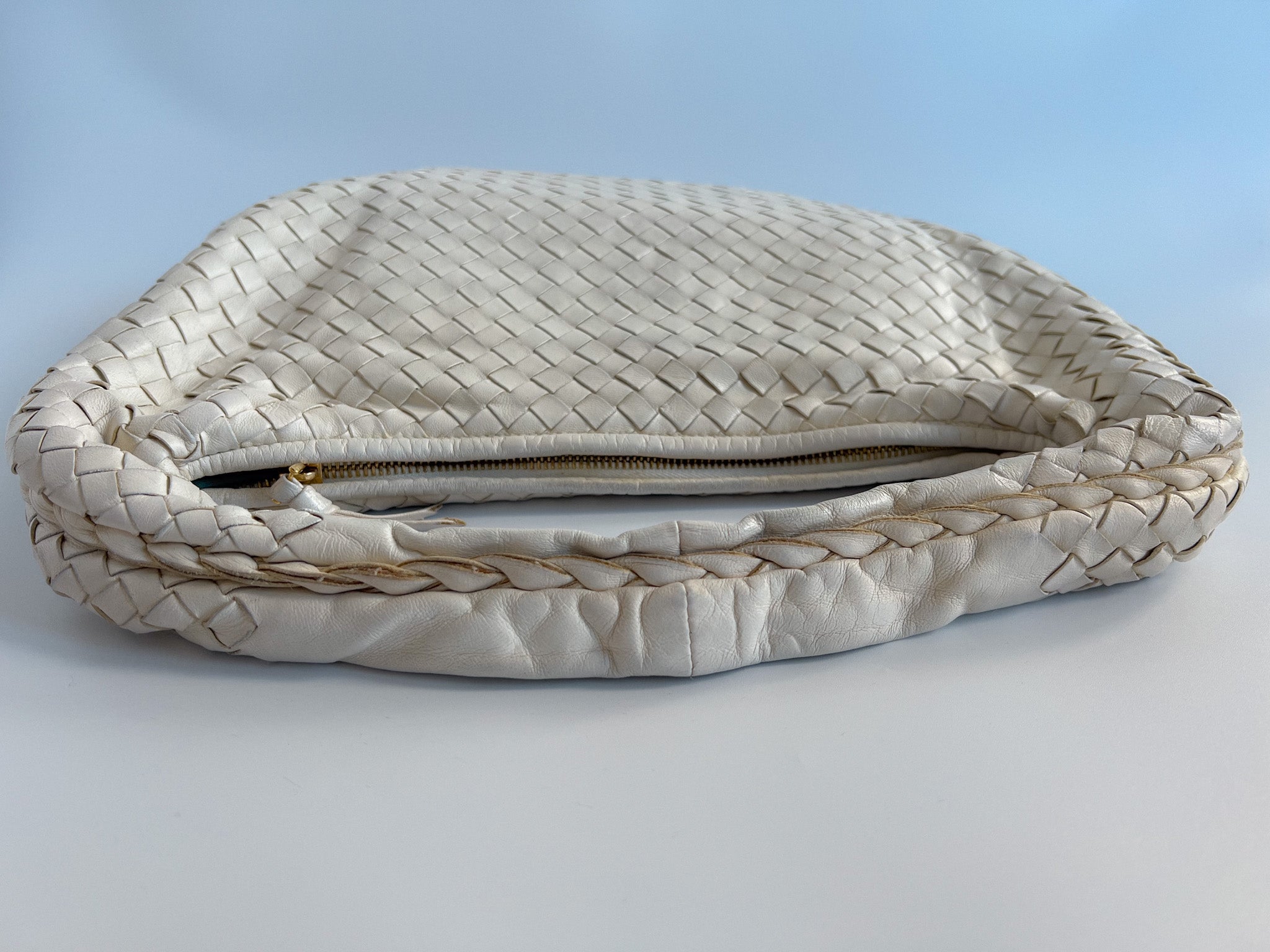 Medium Intrecciato Hobo Bag in White