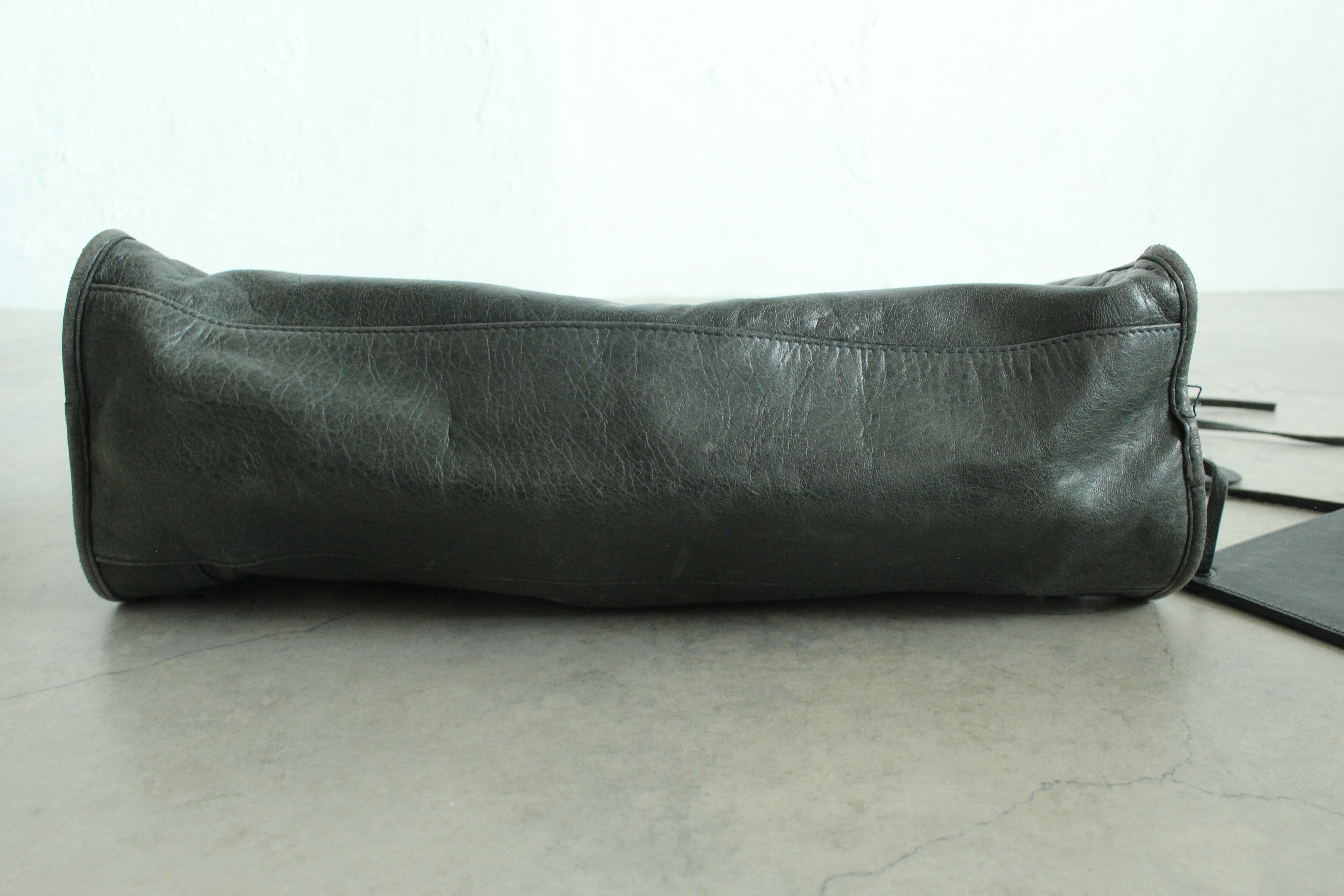 S/S 2011 Motorcycle City Medium in Gris Tarmac