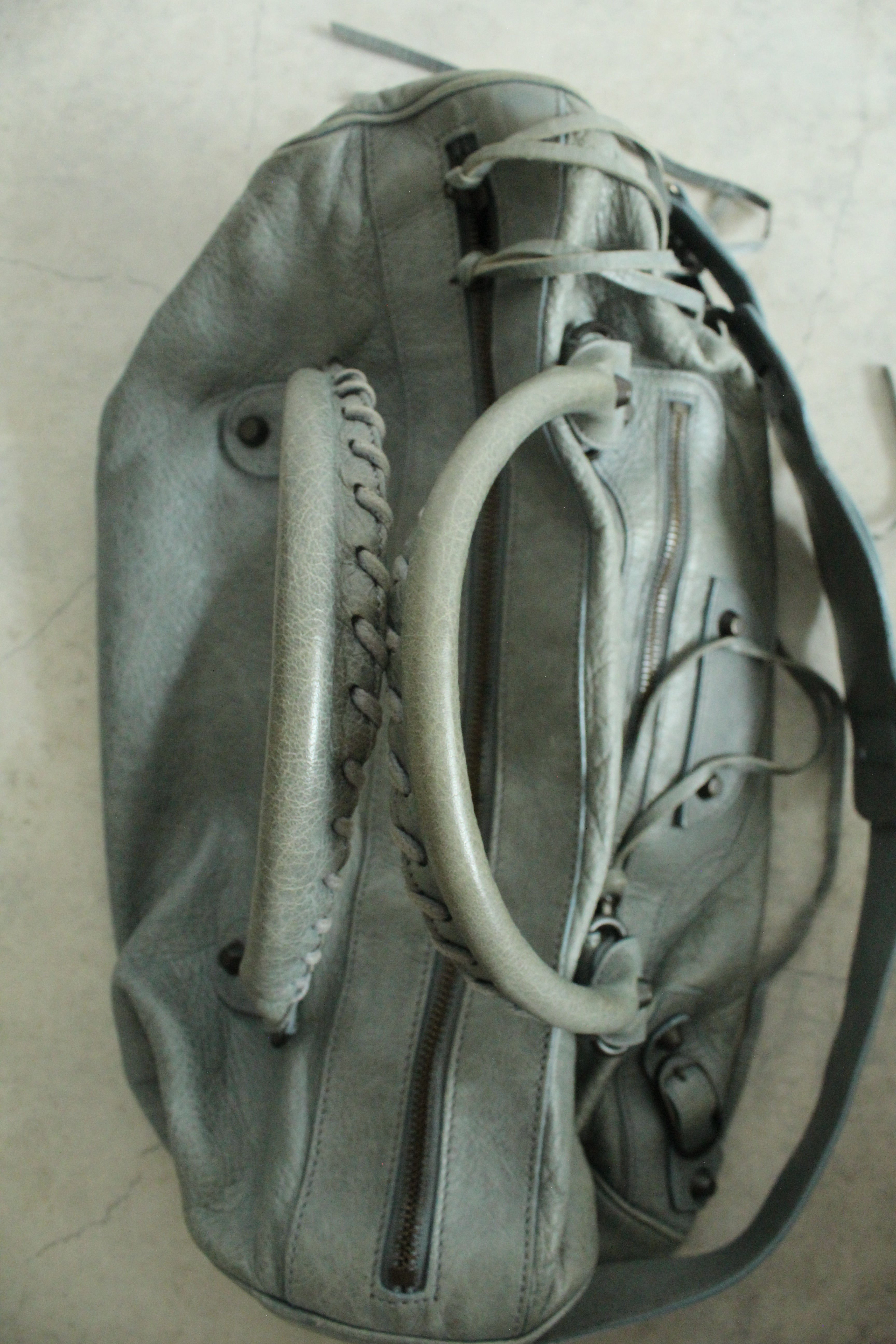 Motorcycle Twiggy in classic hardware in blue-grey