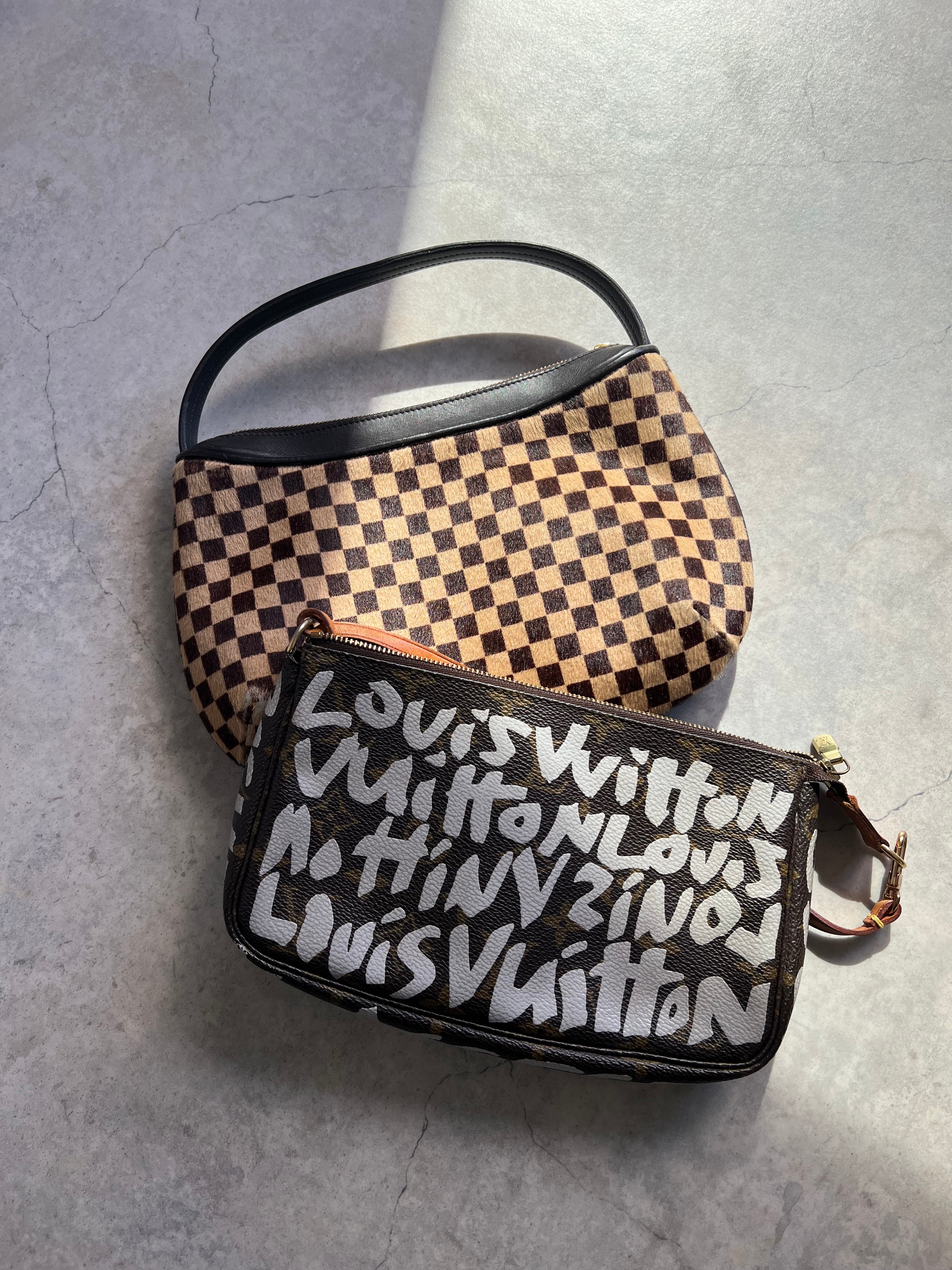 Tigre Pochette Monogram