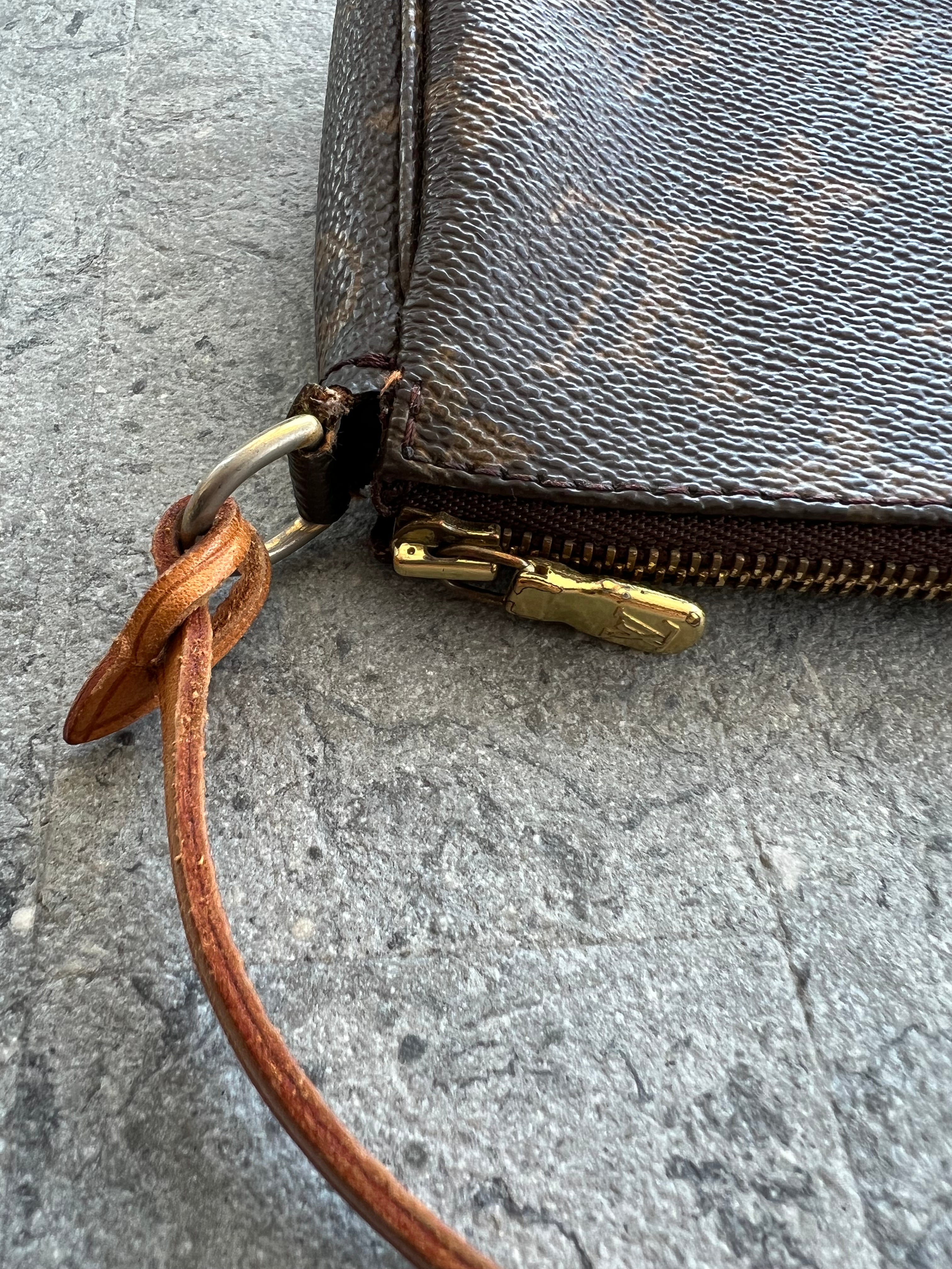 Monogram Pochette Accessoires SL1000