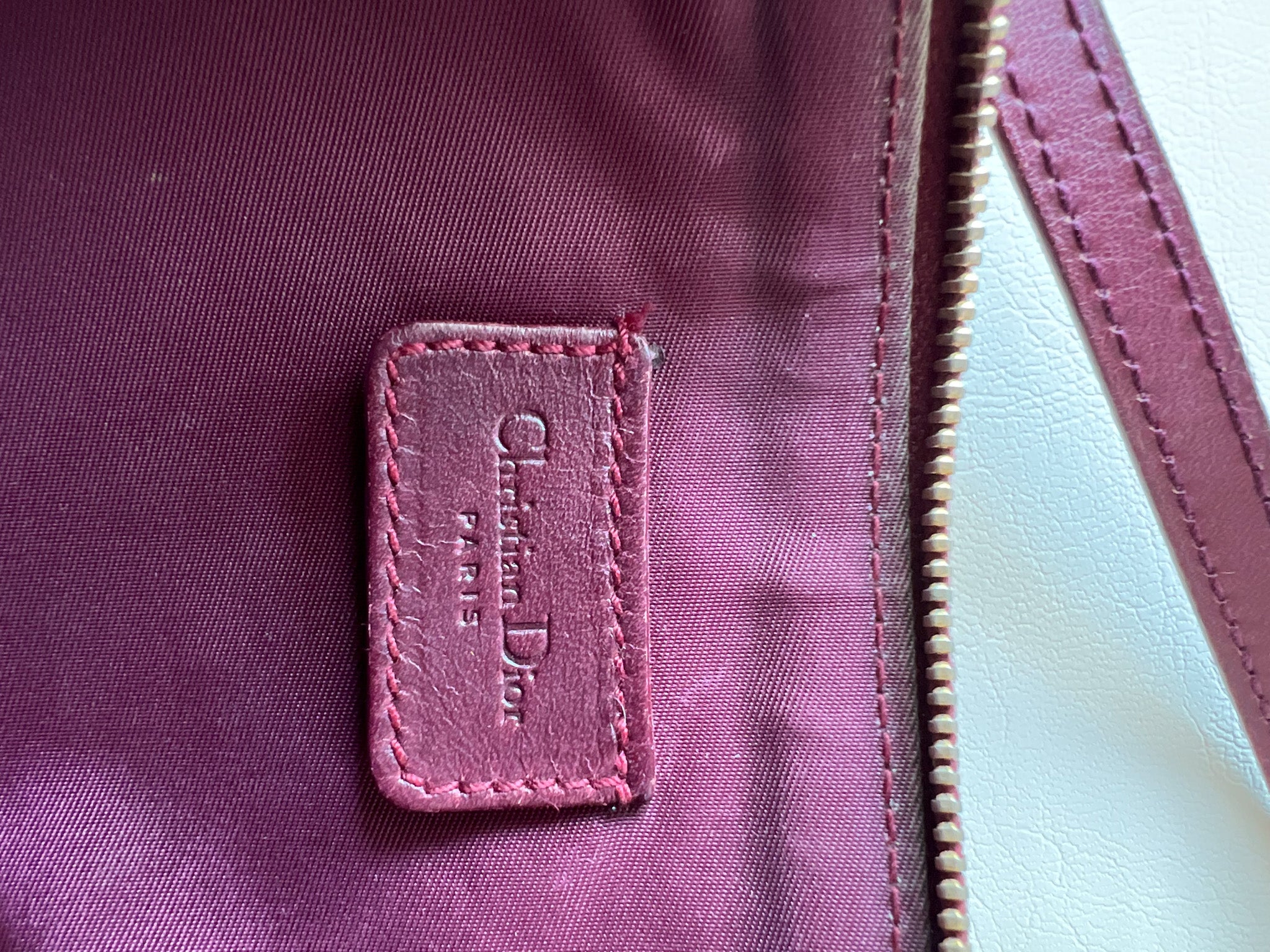 Trotter Canvas Saddle Pouch in Burgundy red