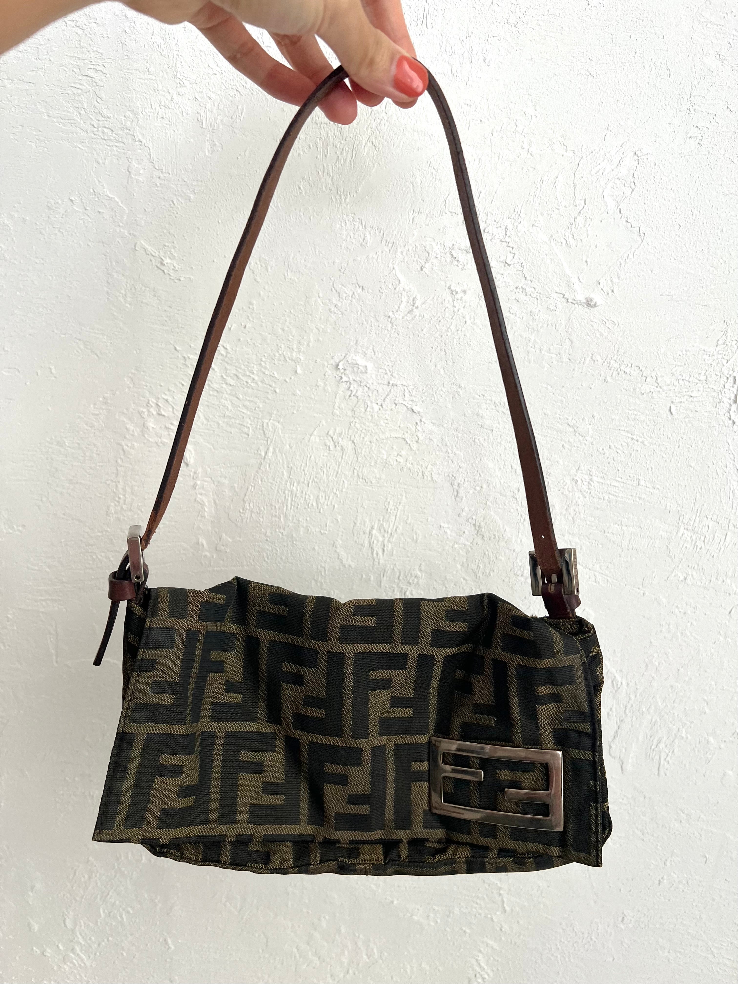 Small zucca baguette handbag
