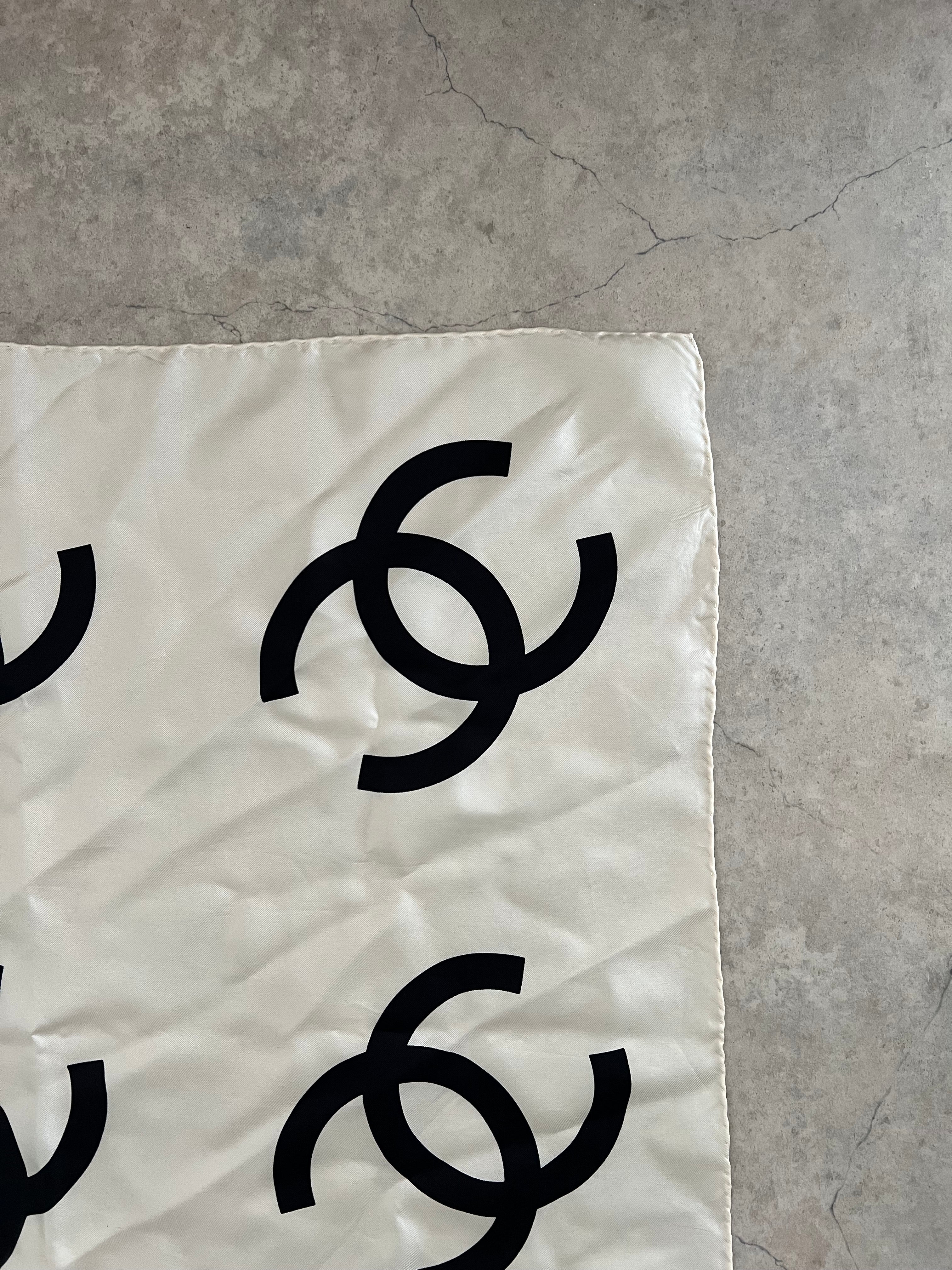 Chanel CC Logo Silk Scarf — White × Black