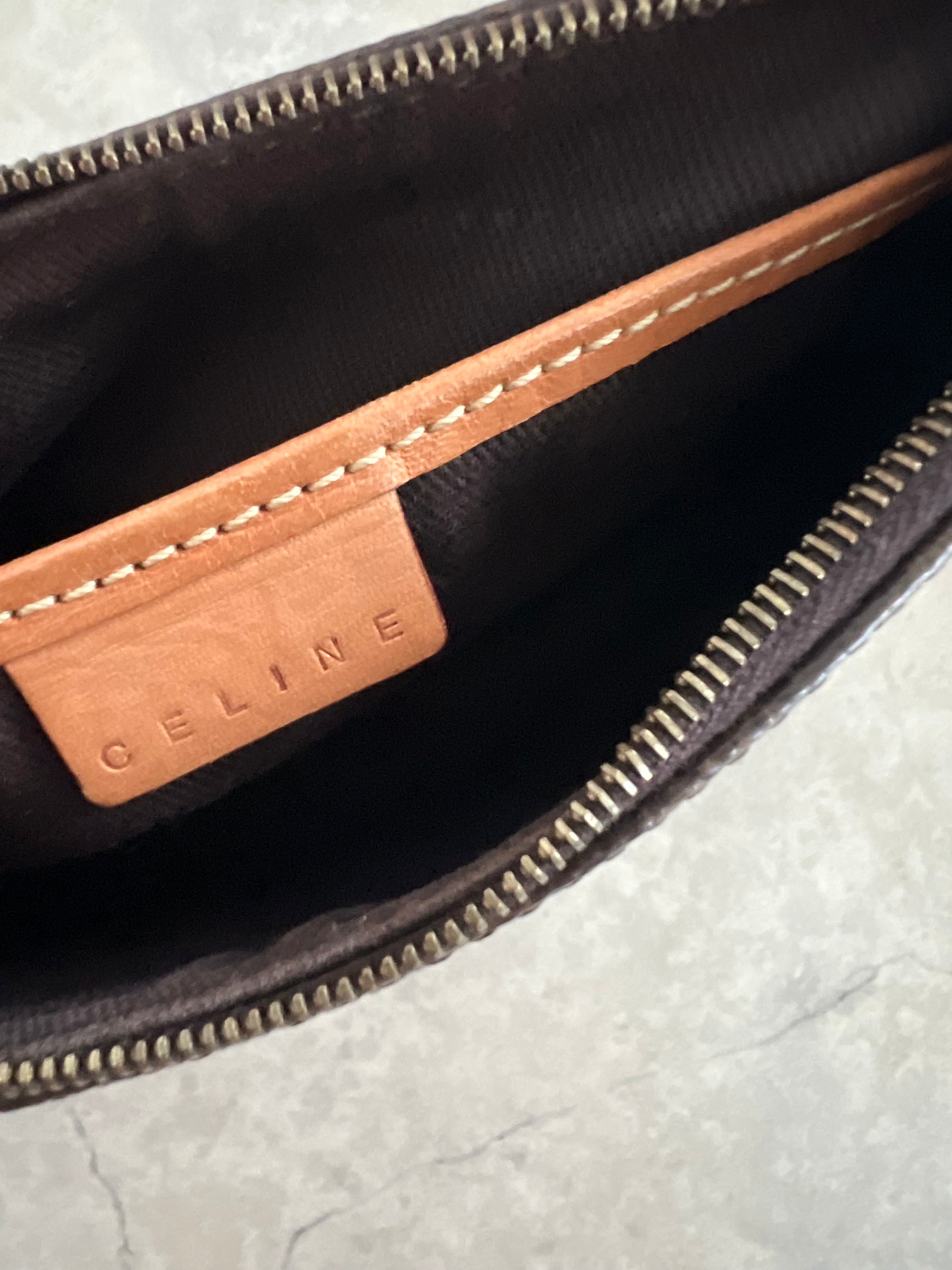 Macadam accessory pouch